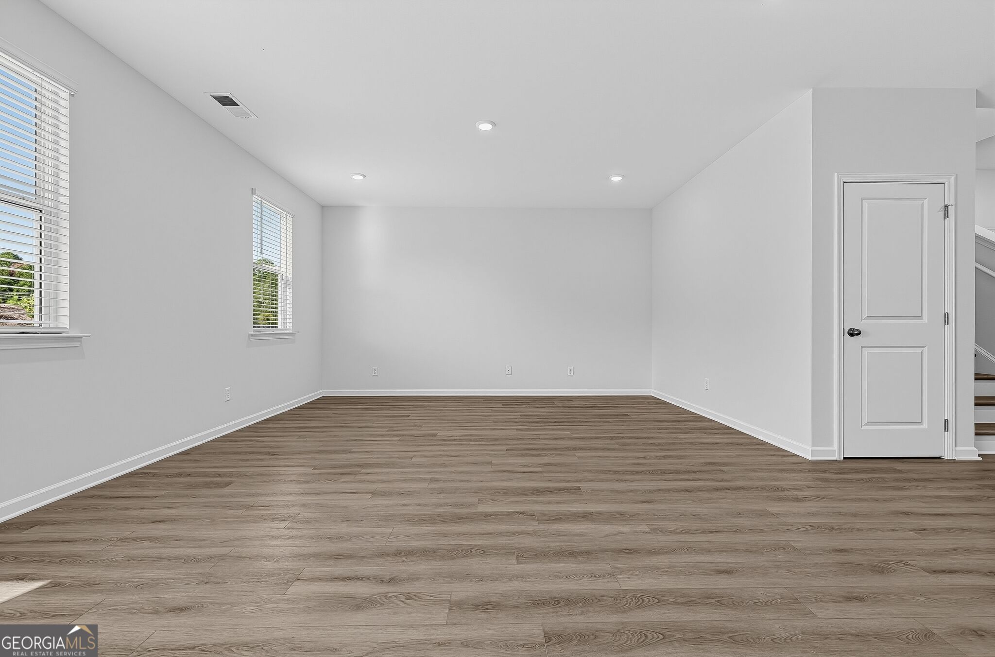 3875 Breton Cove Property Photo 7
