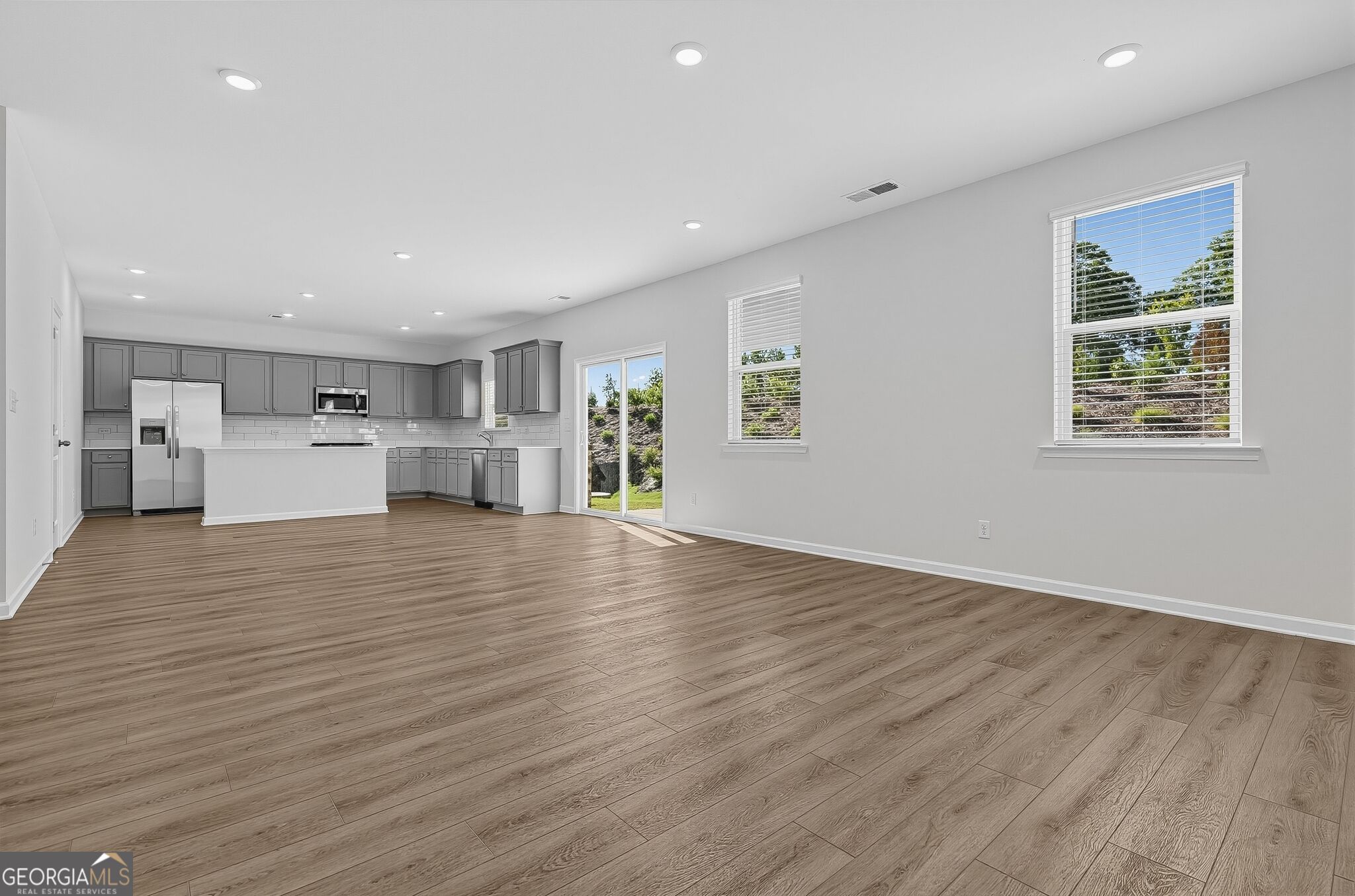 3875 Breton Cove Property Photo 8