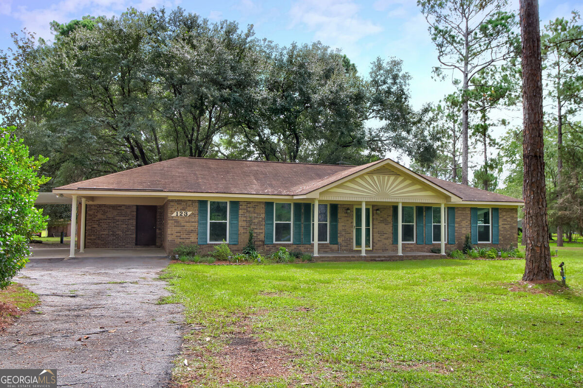 123 Maple Drive Property Photo 1