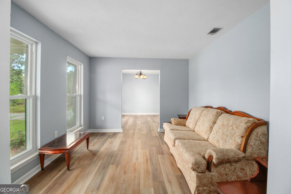 123 Maple Drive Property Photo 12