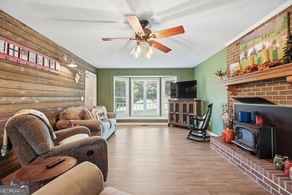 2459 Bear Creek Road Property Photo 11