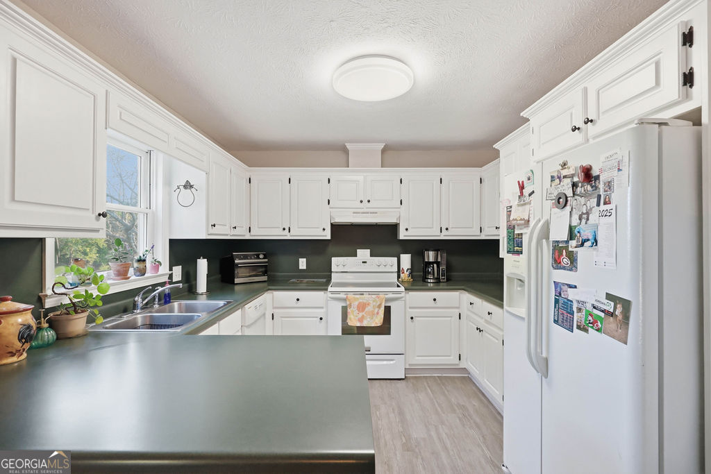 2459 Bear Creek Road Property Photo 13