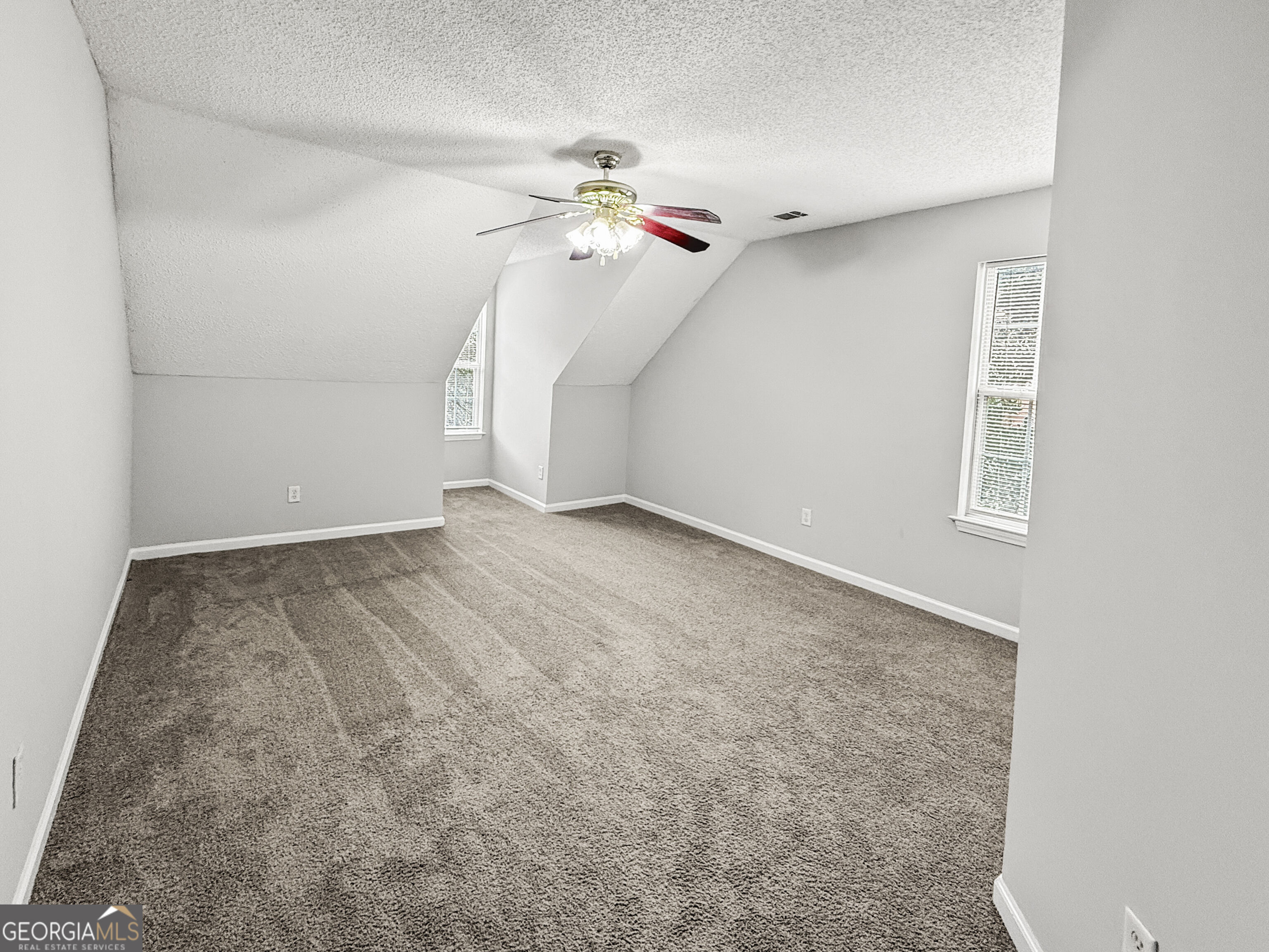 10867 Knotty Pine Place Property Photo 13