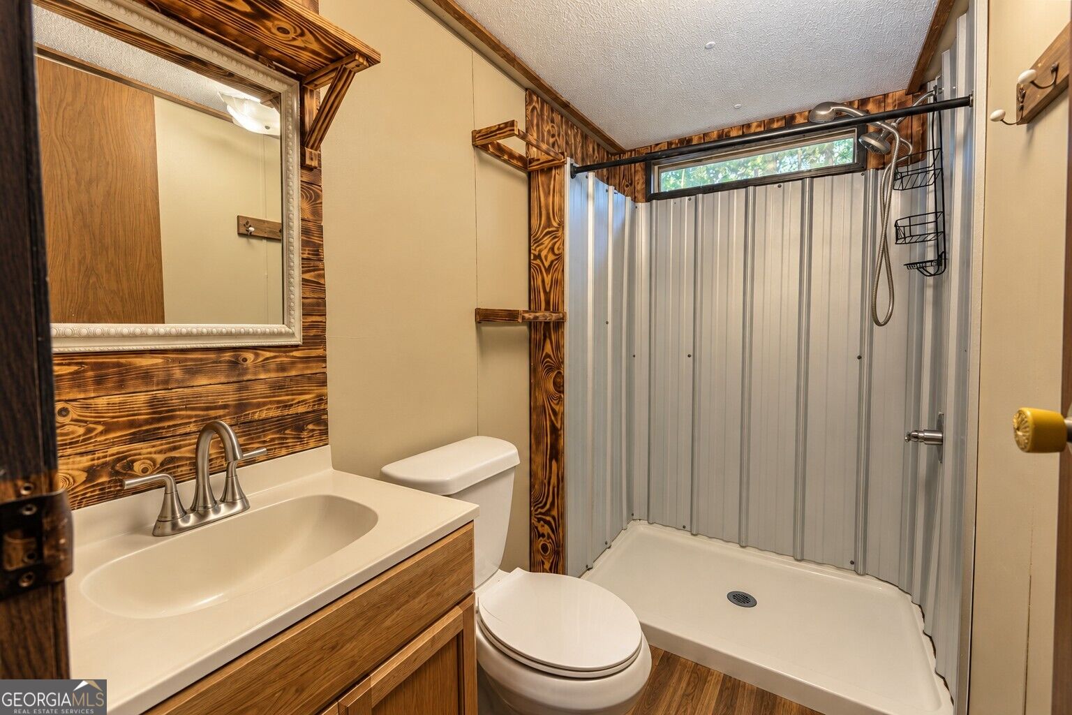462 Avant Road Property Photo 11