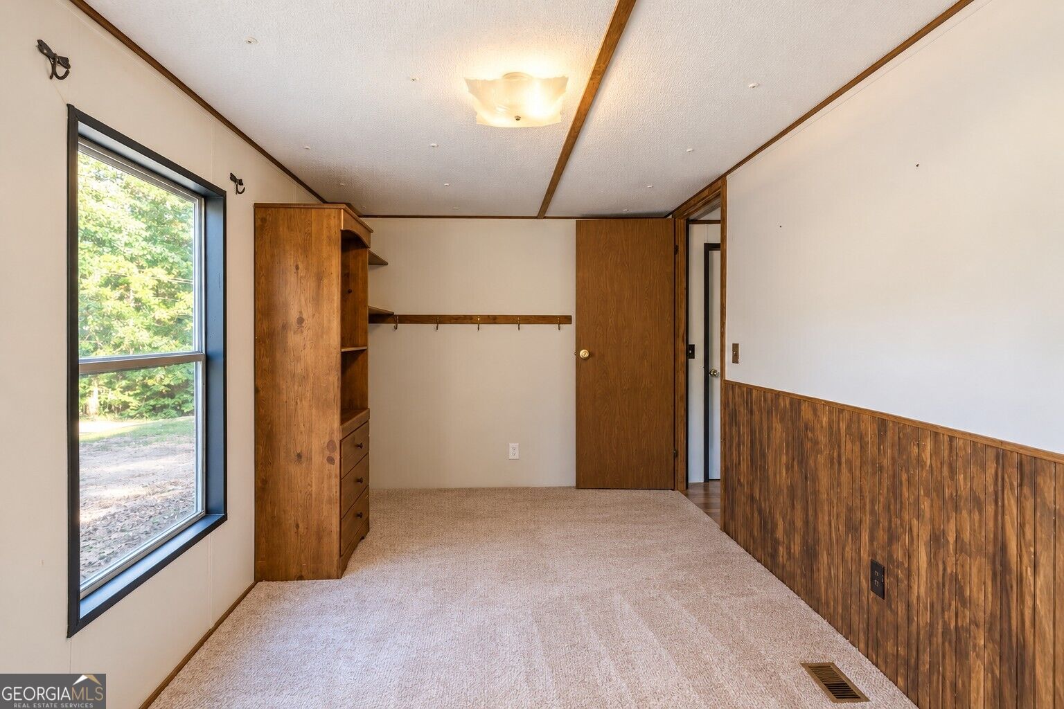 462 Avant Road Property Photo 13