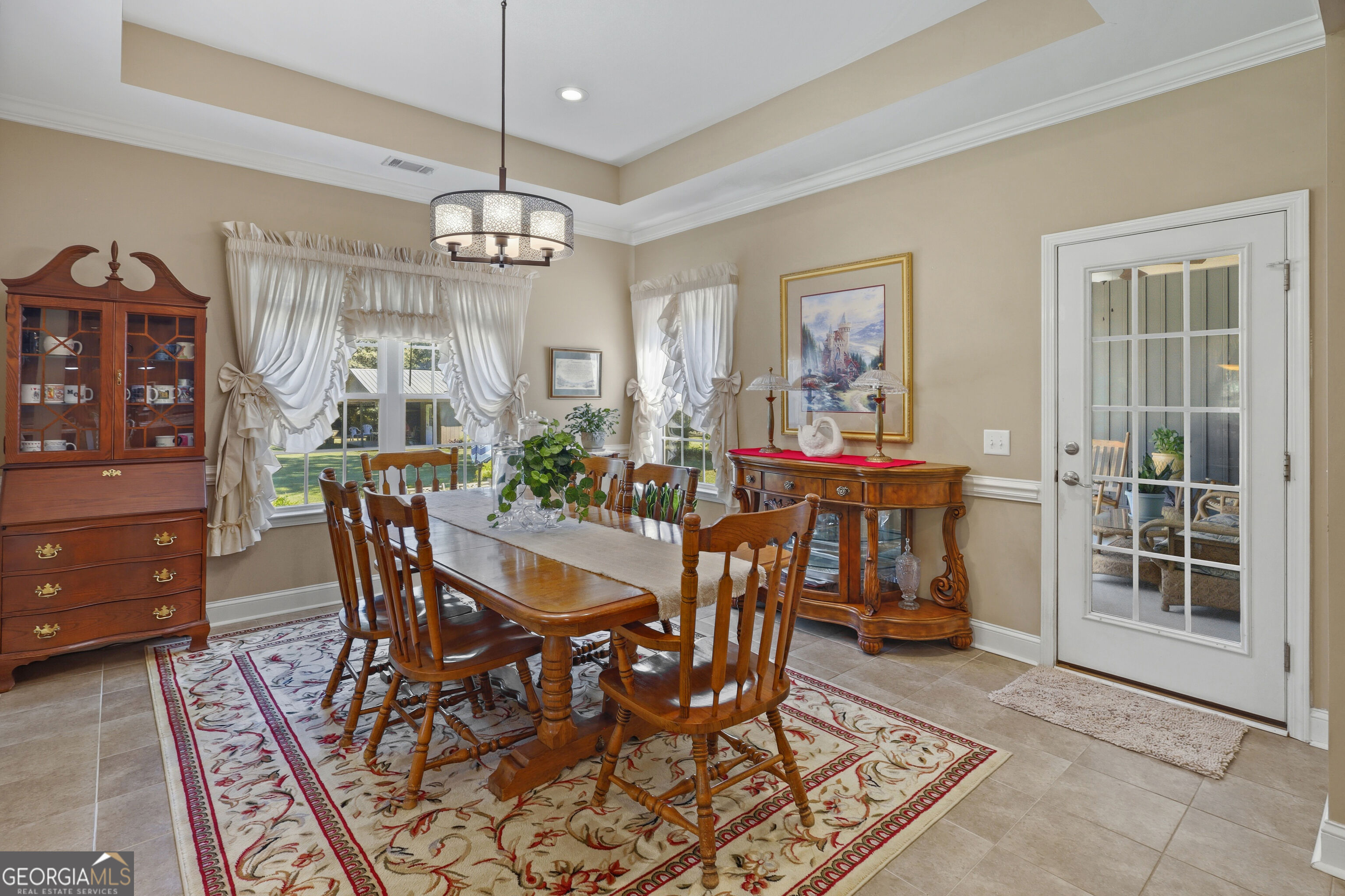 255 Rogers Circle Property Photo 11