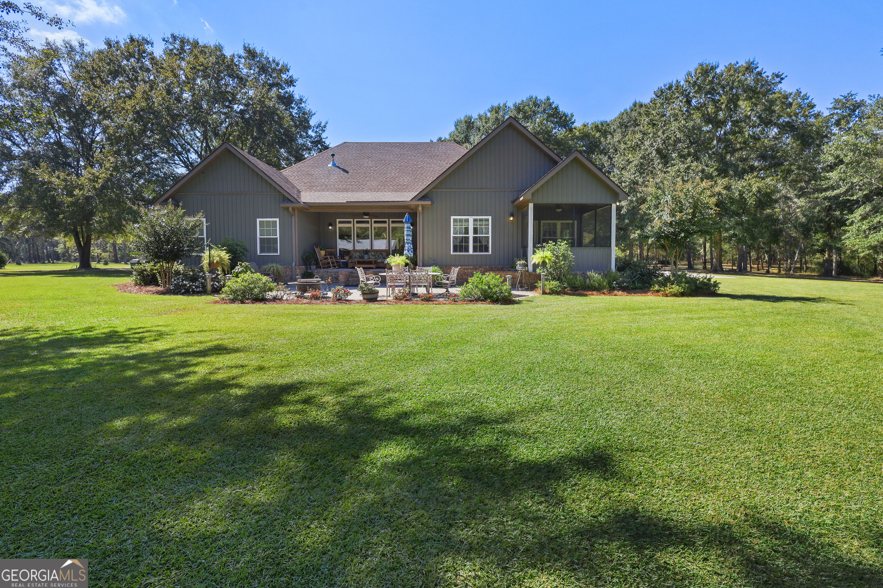 255 Rogers Circle Property Photo 29