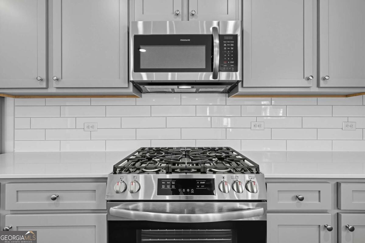 3874 Breton Cove Property Photo 10