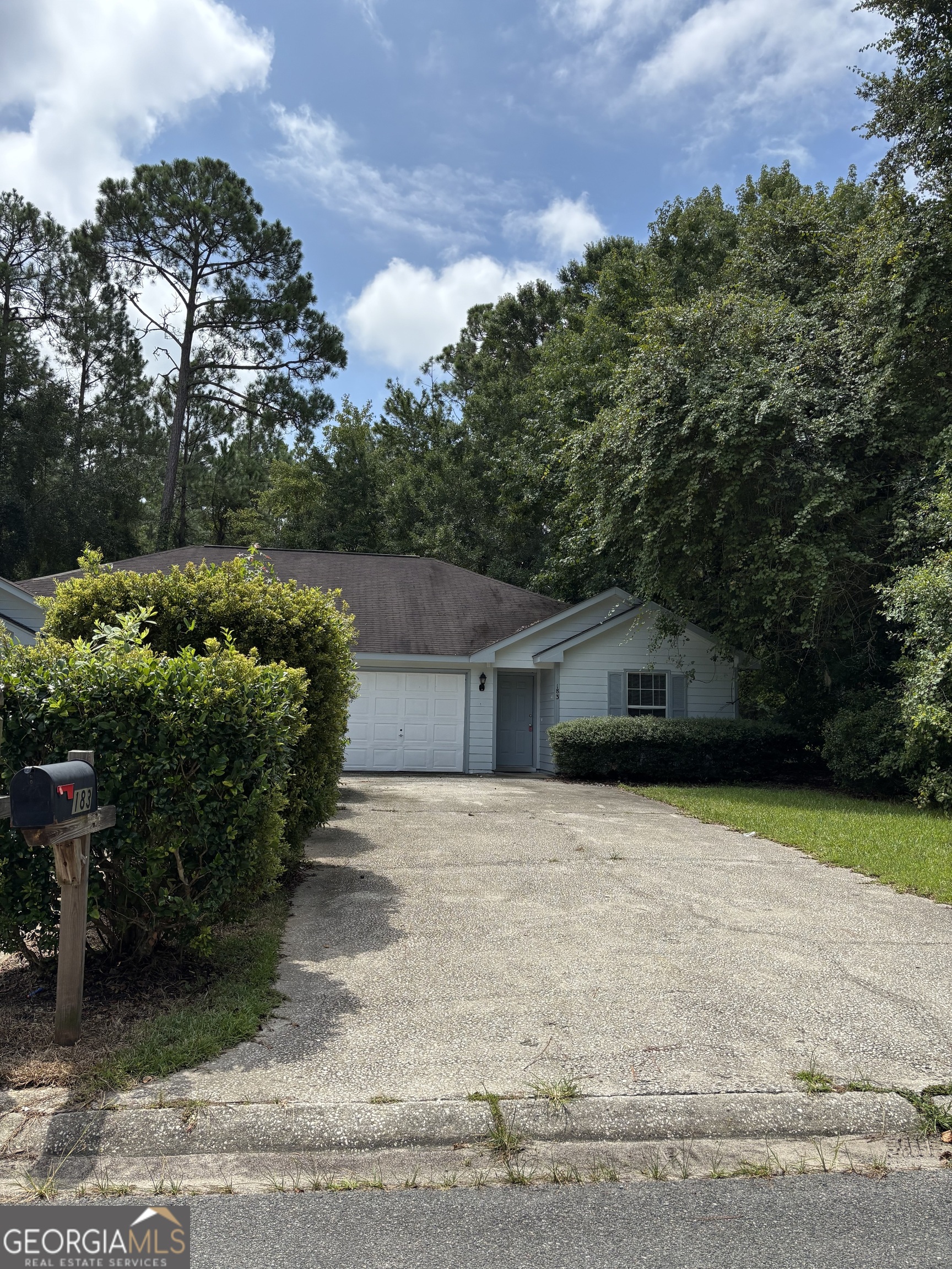 183 Talbot Court Property Photo 1