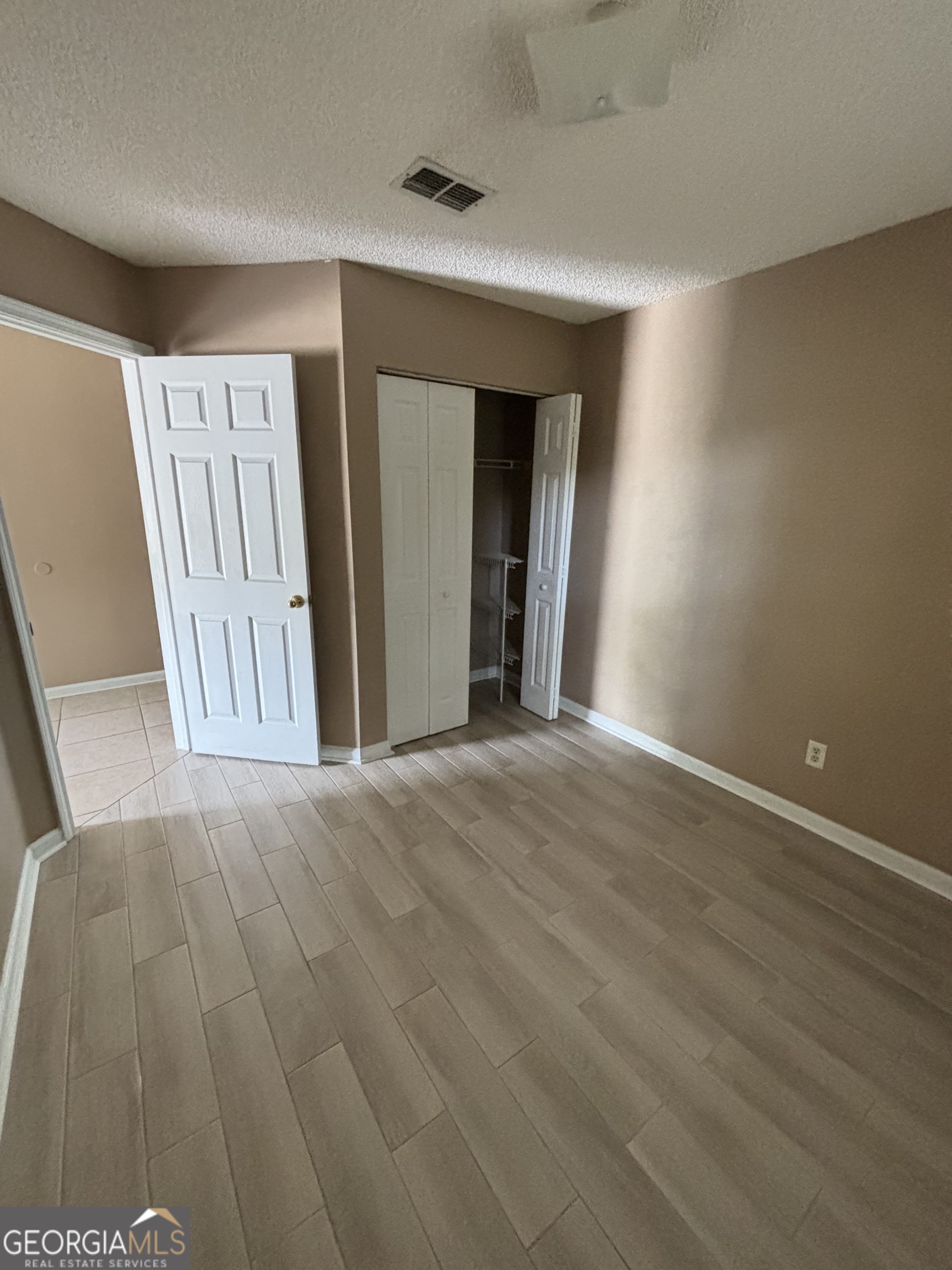 183 Talbot Court Property Photo 13
