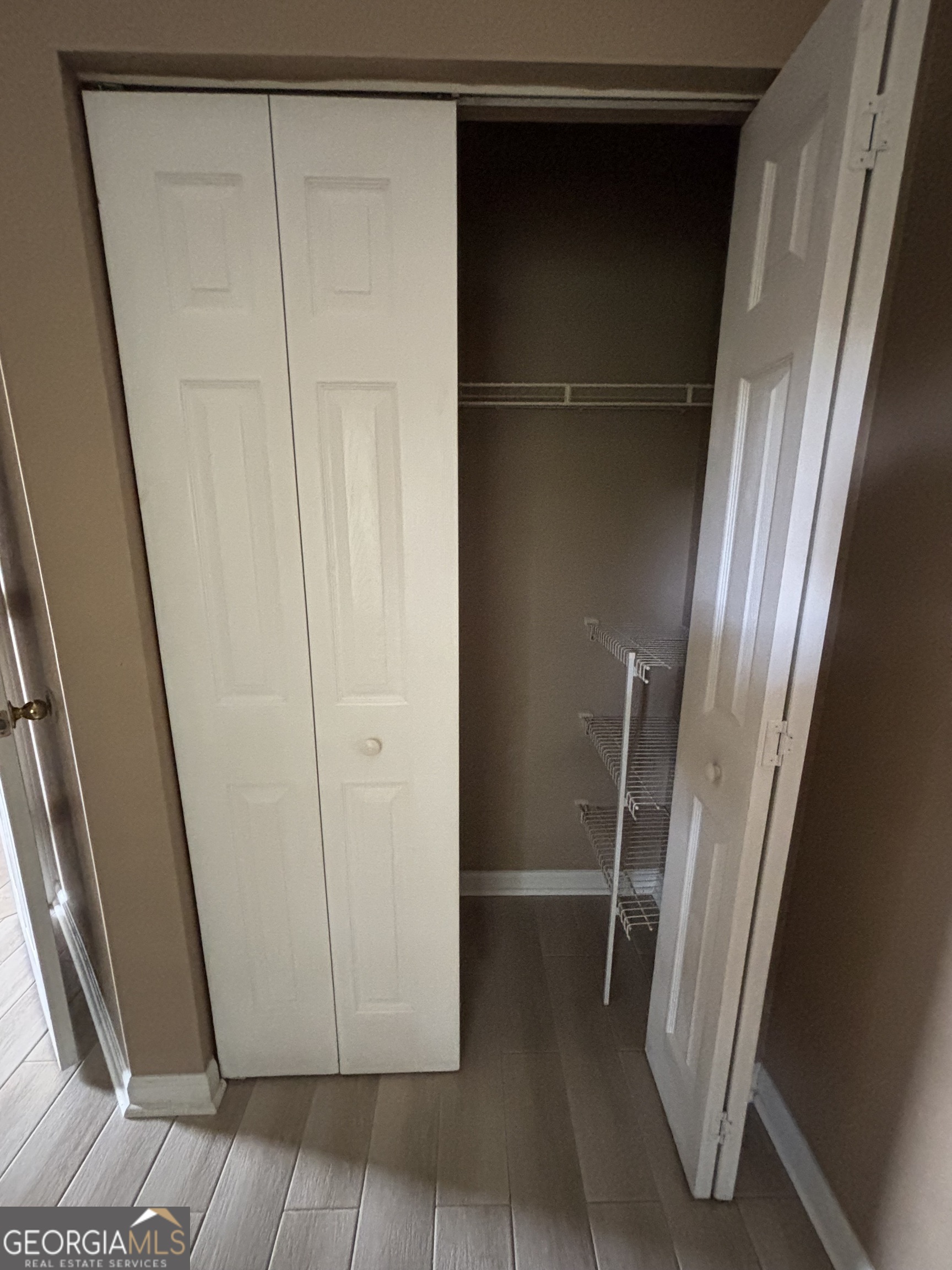 183 Talbot Court Property Photo 14