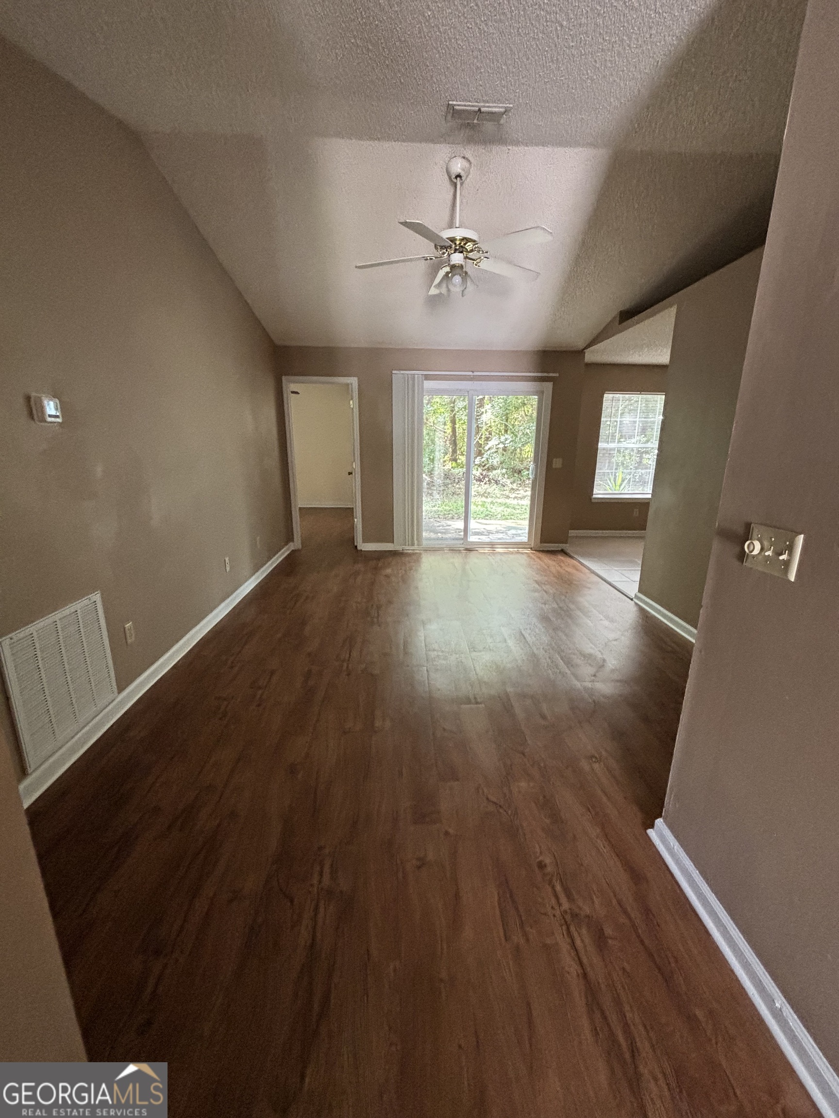 183 Talbot Court Property Photo 15