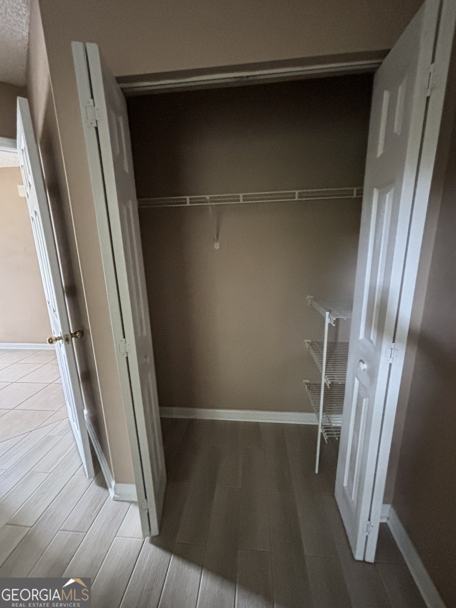 183 Talbot Court Property Photo 38