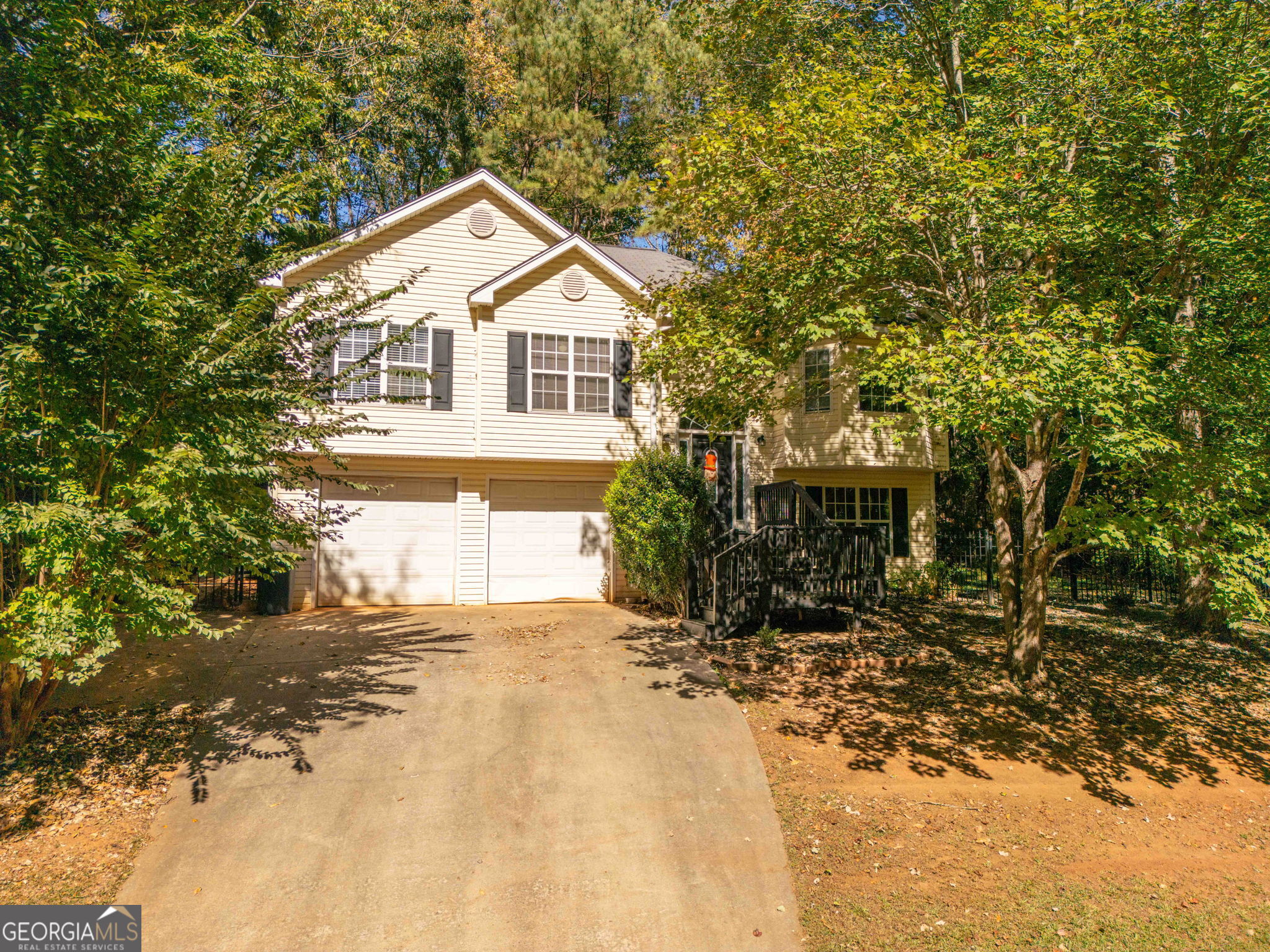 3126 Arrowhead Drive Property Photo 4