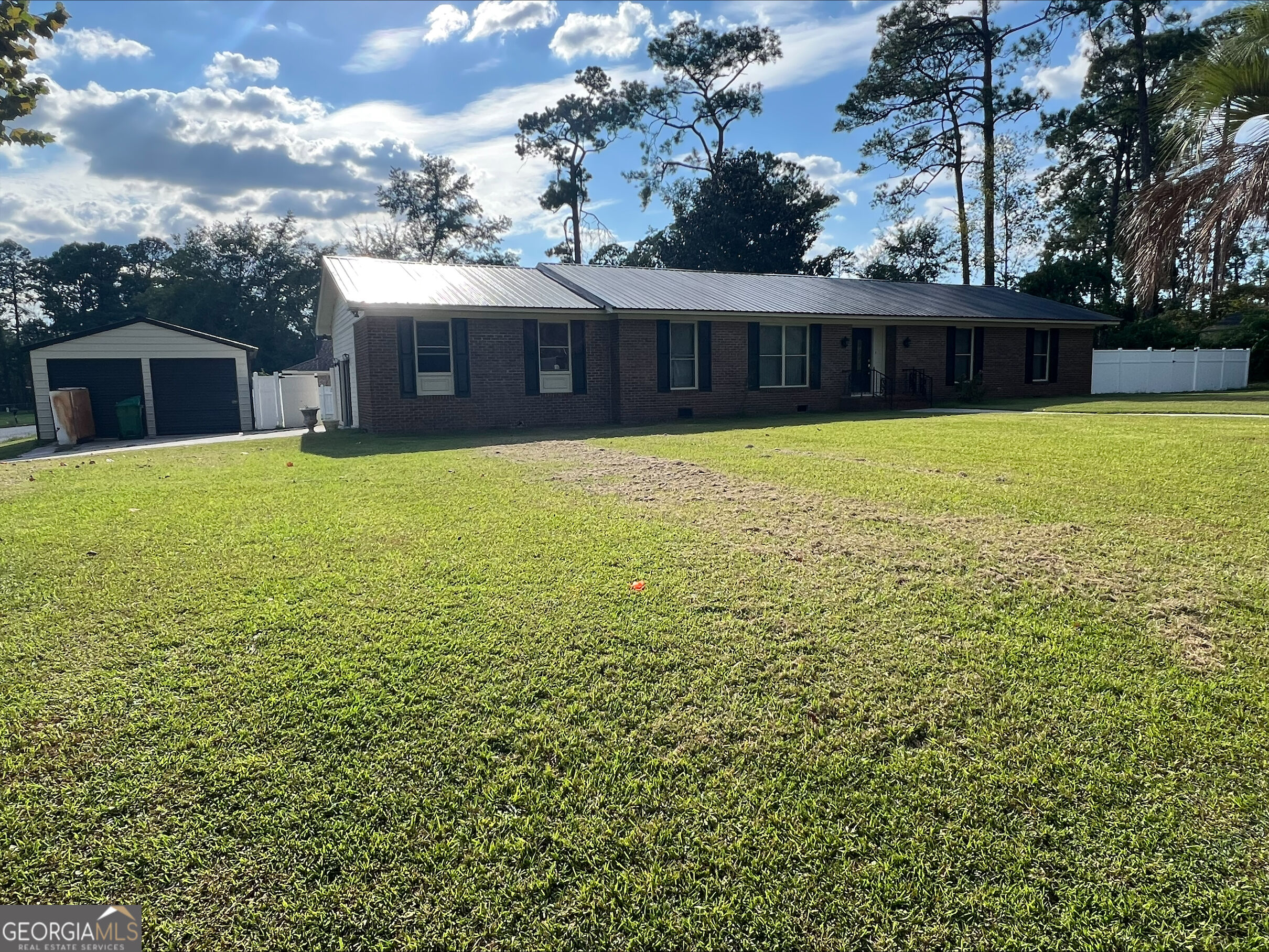 2416 Sterling Drive Property Photo 1