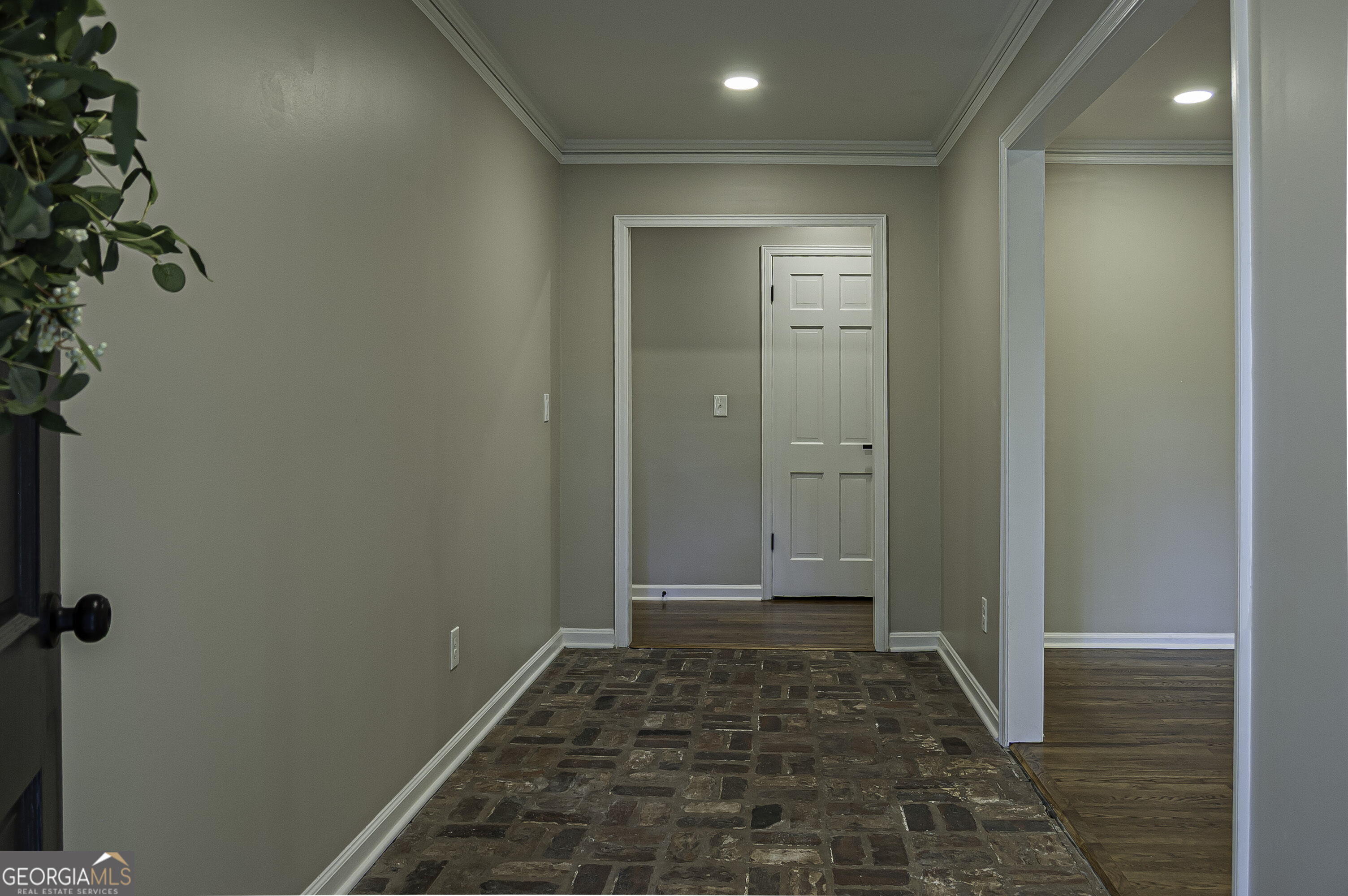 3680 Midvale Road Property Photo 4