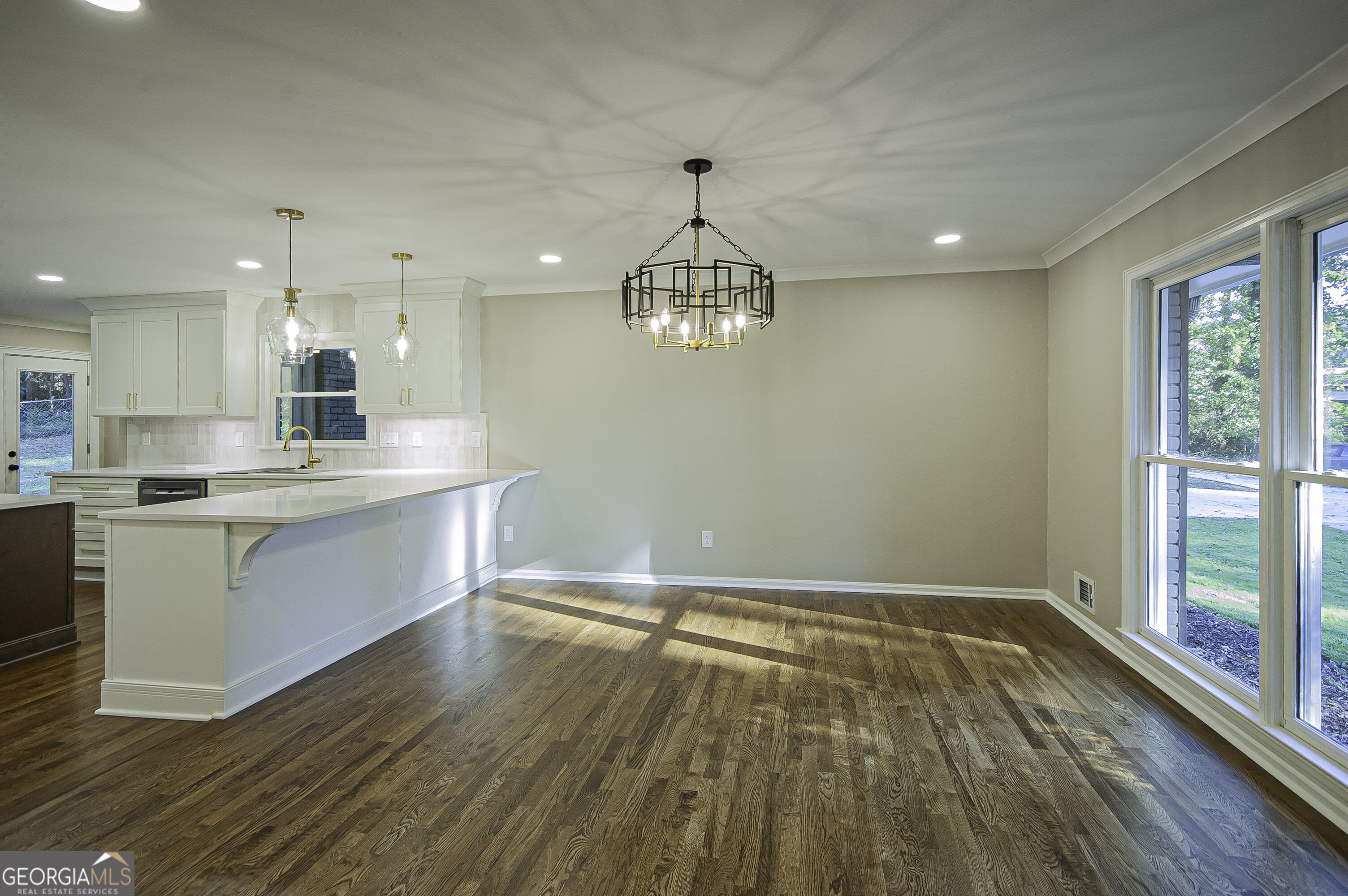 3680 Midvale Road Property Photo 6