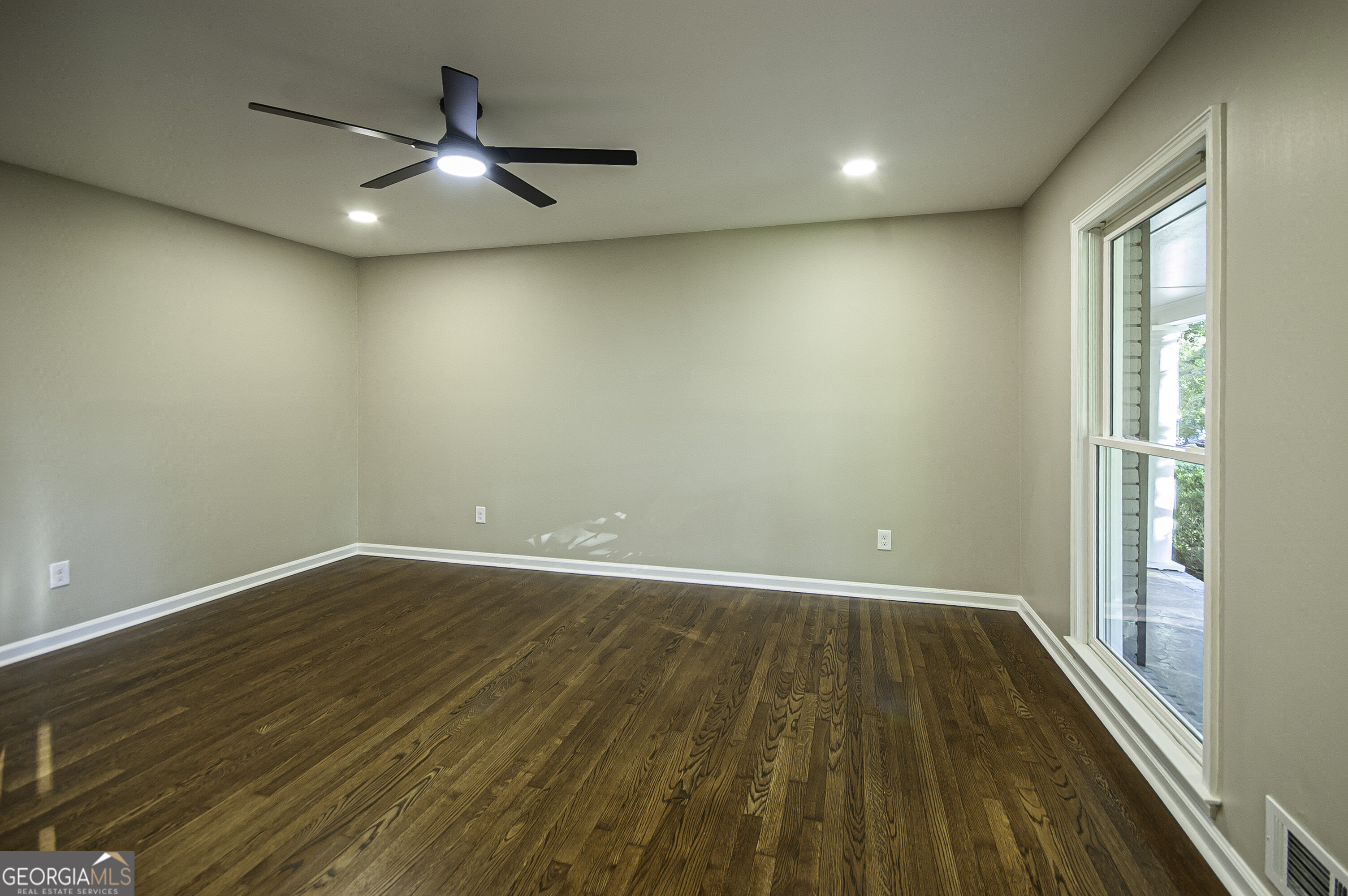 3680 Midvale Road Property Photo 24
