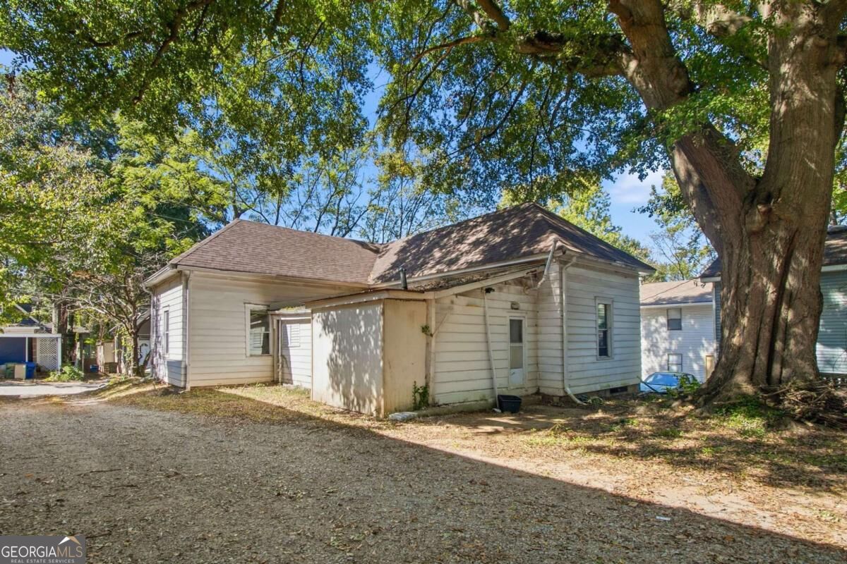 1023 Curran Street Nw Property Photo 2