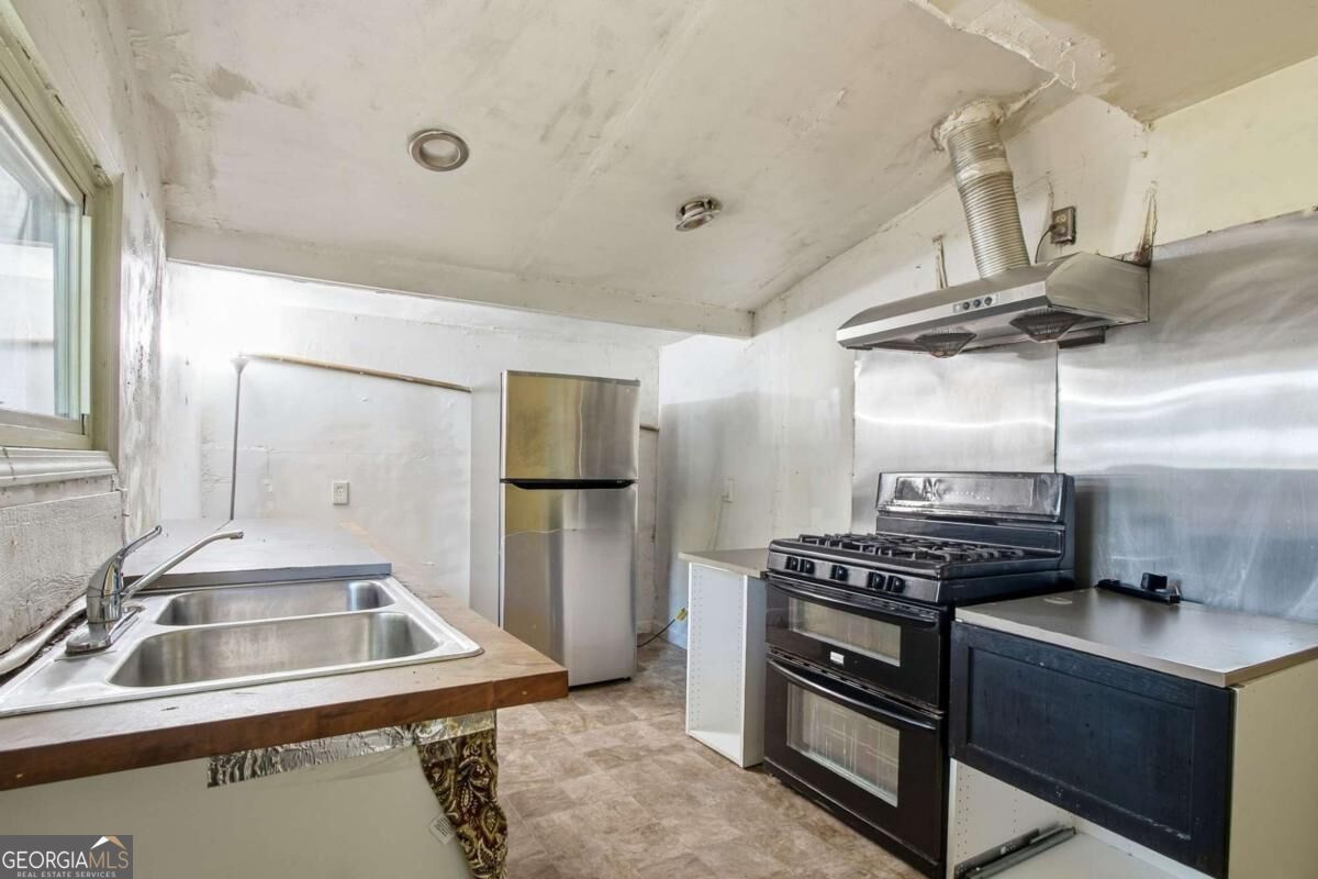 1023 Curran Street Nw Property Photo 10
