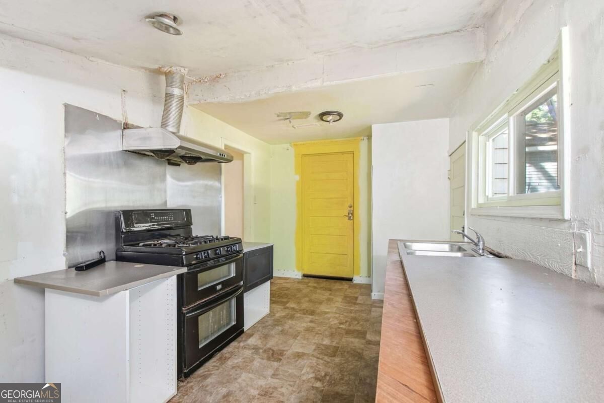 1023 Curran Street Nw Property Photo 11