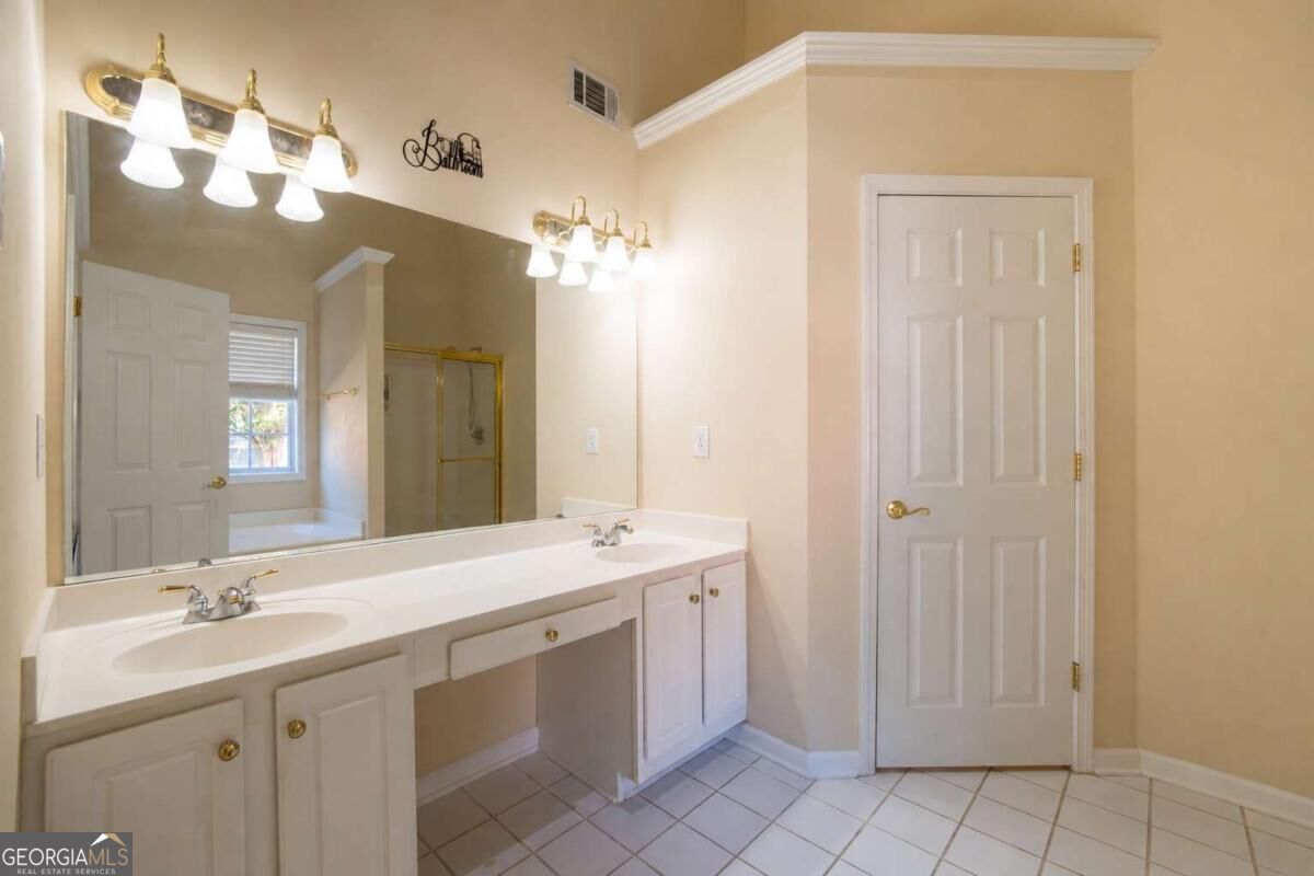 540 Groveland Parkway Property Photo 20