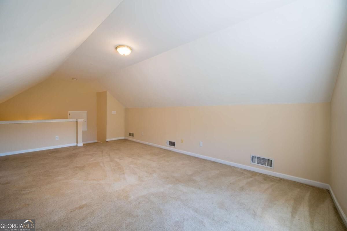 540 Groveland Parkway Property Photo 28