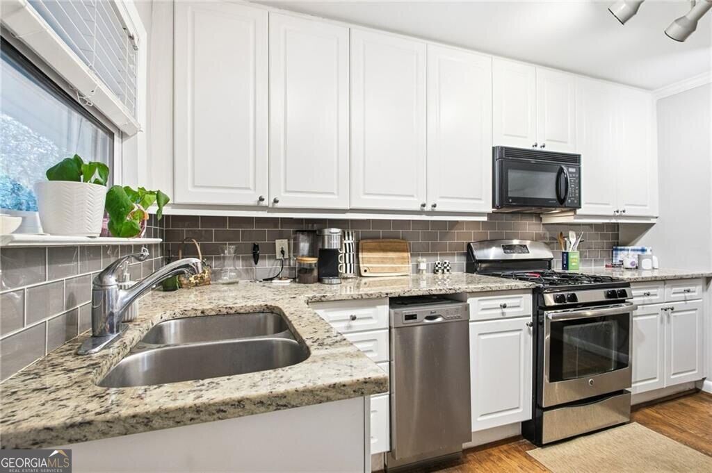 986 Greenwood Avenue Ne # 6 Property Photo 9