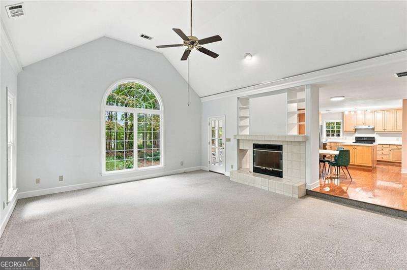 4230 Creekwood Drive Property Photo 8