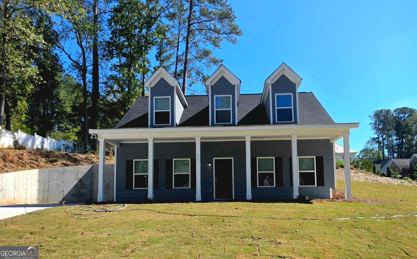 255 Tremont Circle Property Photo 1