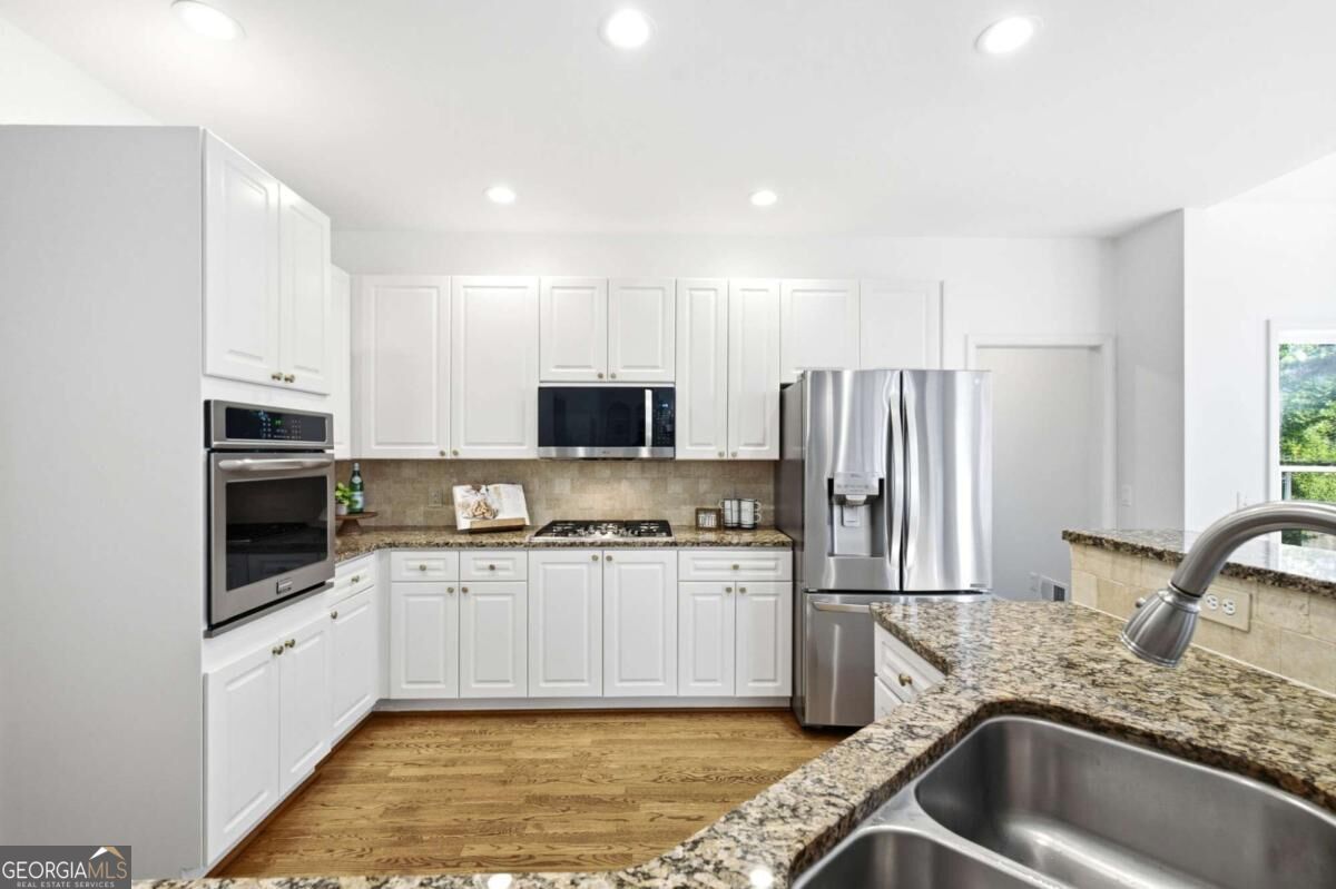 805 Dockbridge Way Property Photo 22