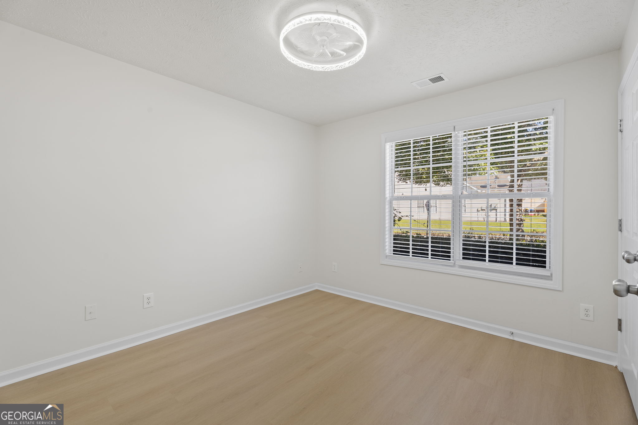 95 Collins Trace Property Photo 23