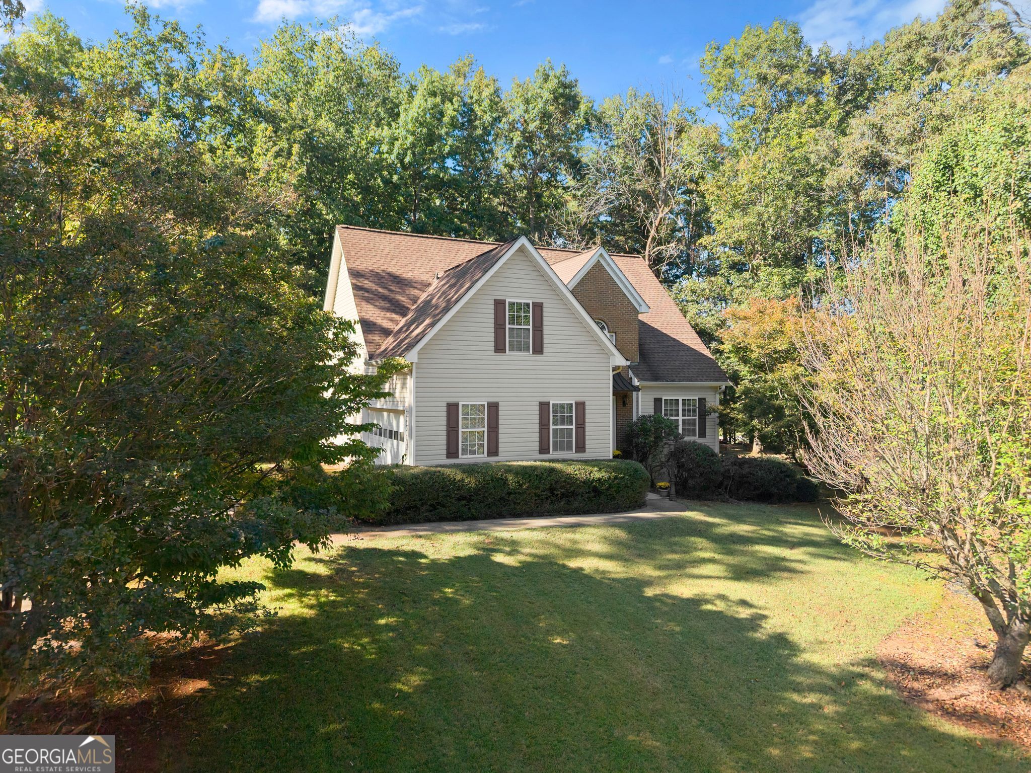 115 Tall Oaks Drive Property Photo 5