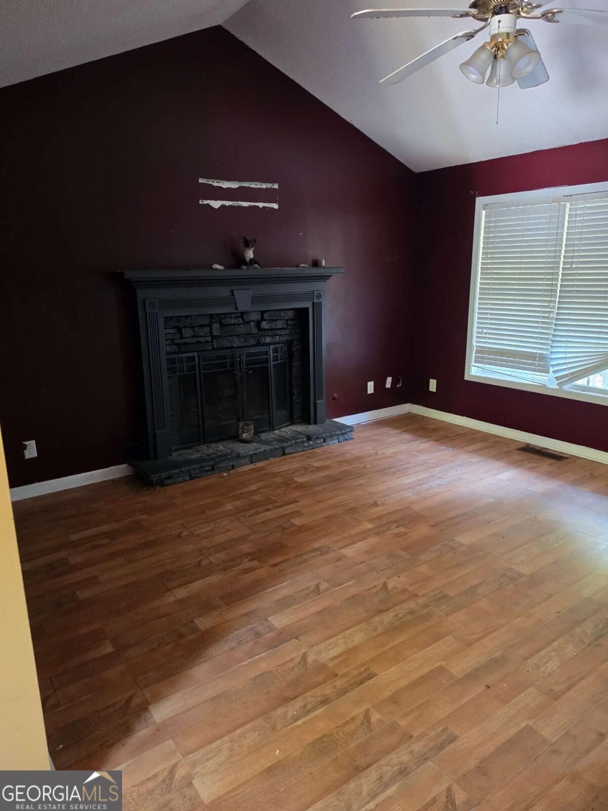 244 Greentree Trail Property Photo 2