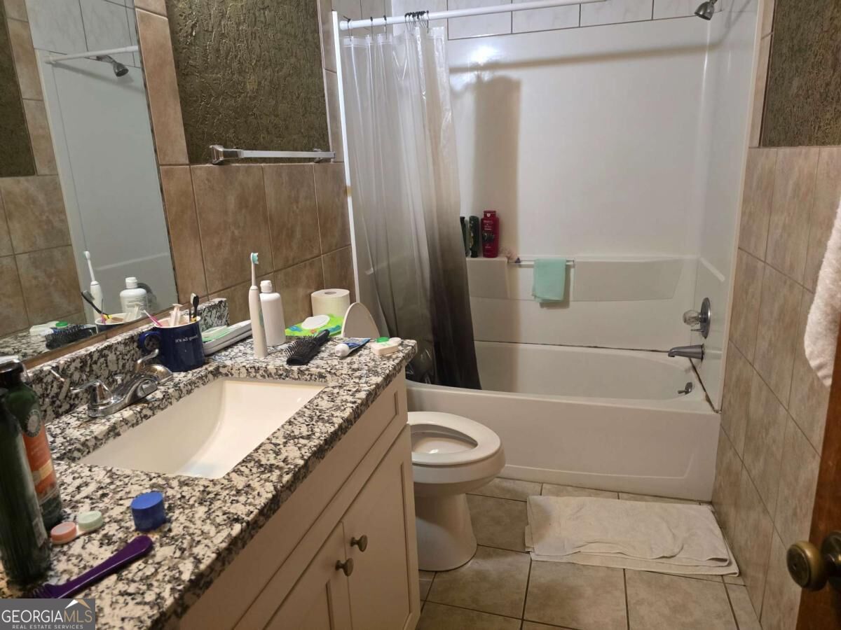 2646 Rabun Circle # B Property Photo 8