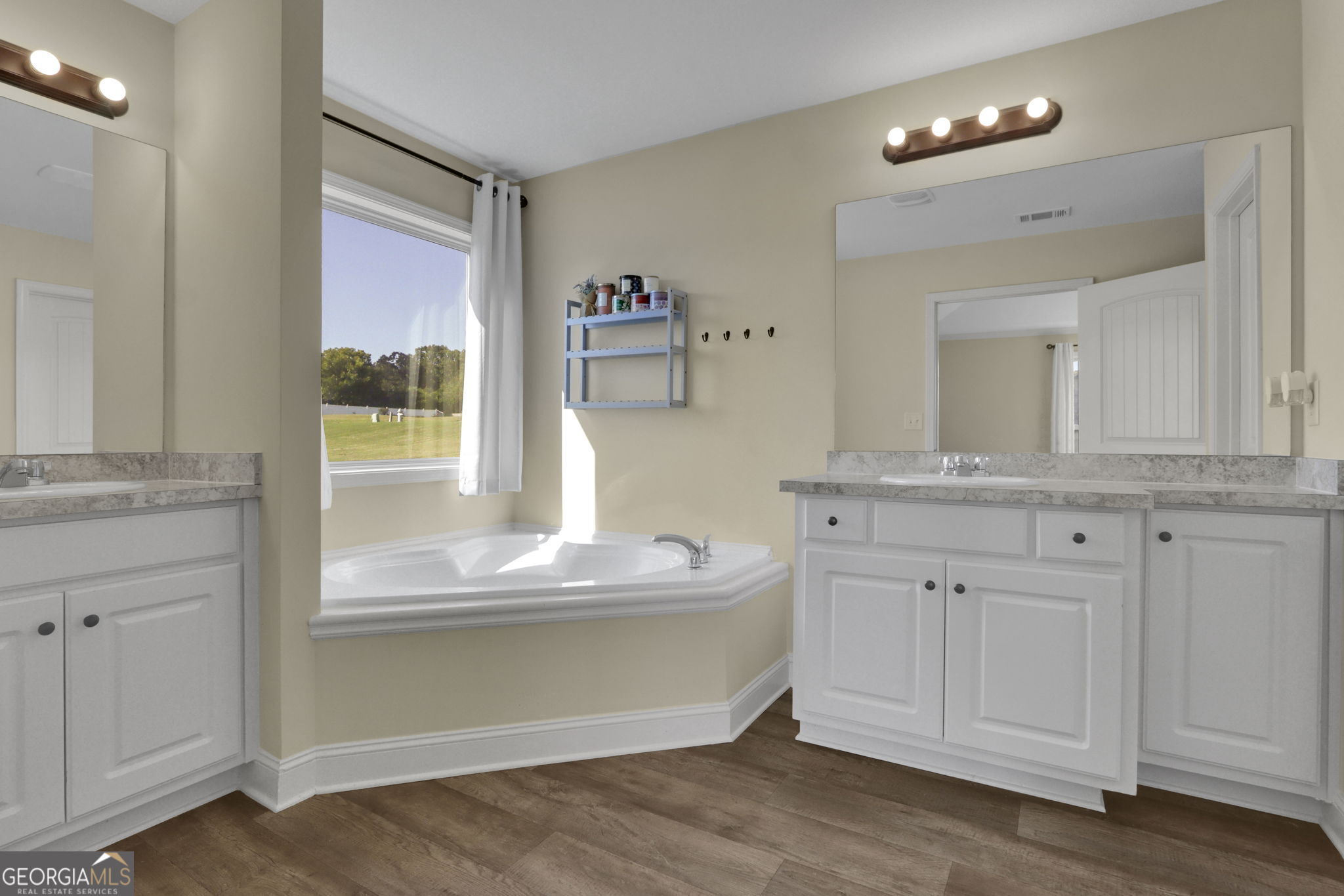 48 Robins Landing Property Photo 26