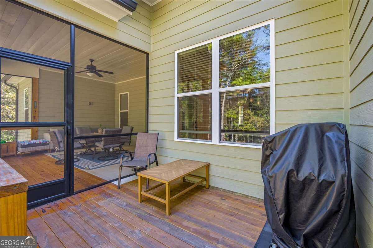 2 Everwood Court Se Property Photo 28