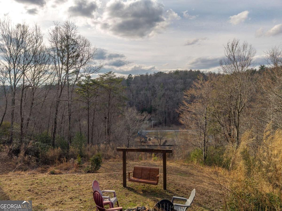 153 Riverview Circle Property Photo 7