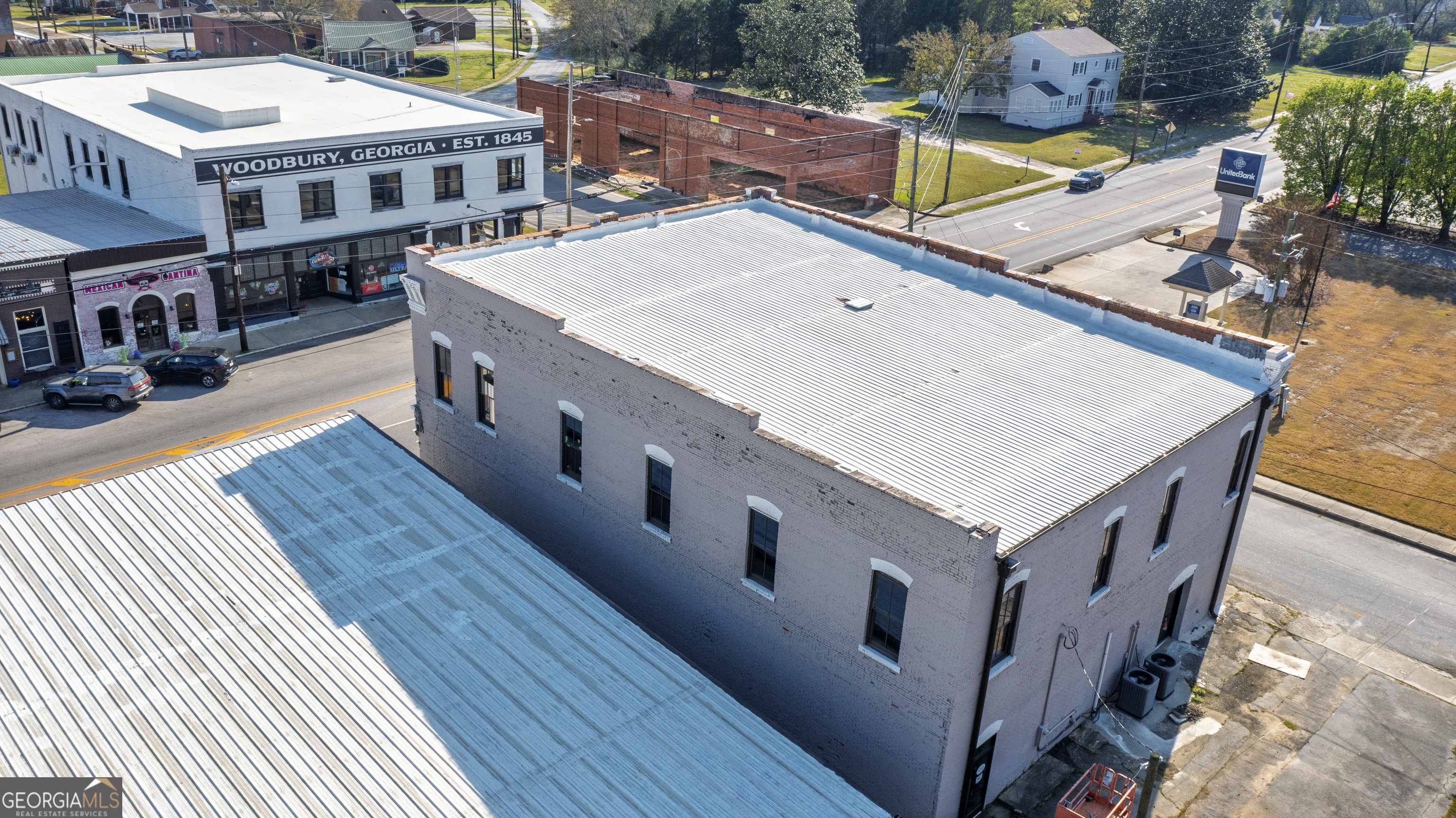 18109 Main Street Property Photo 36