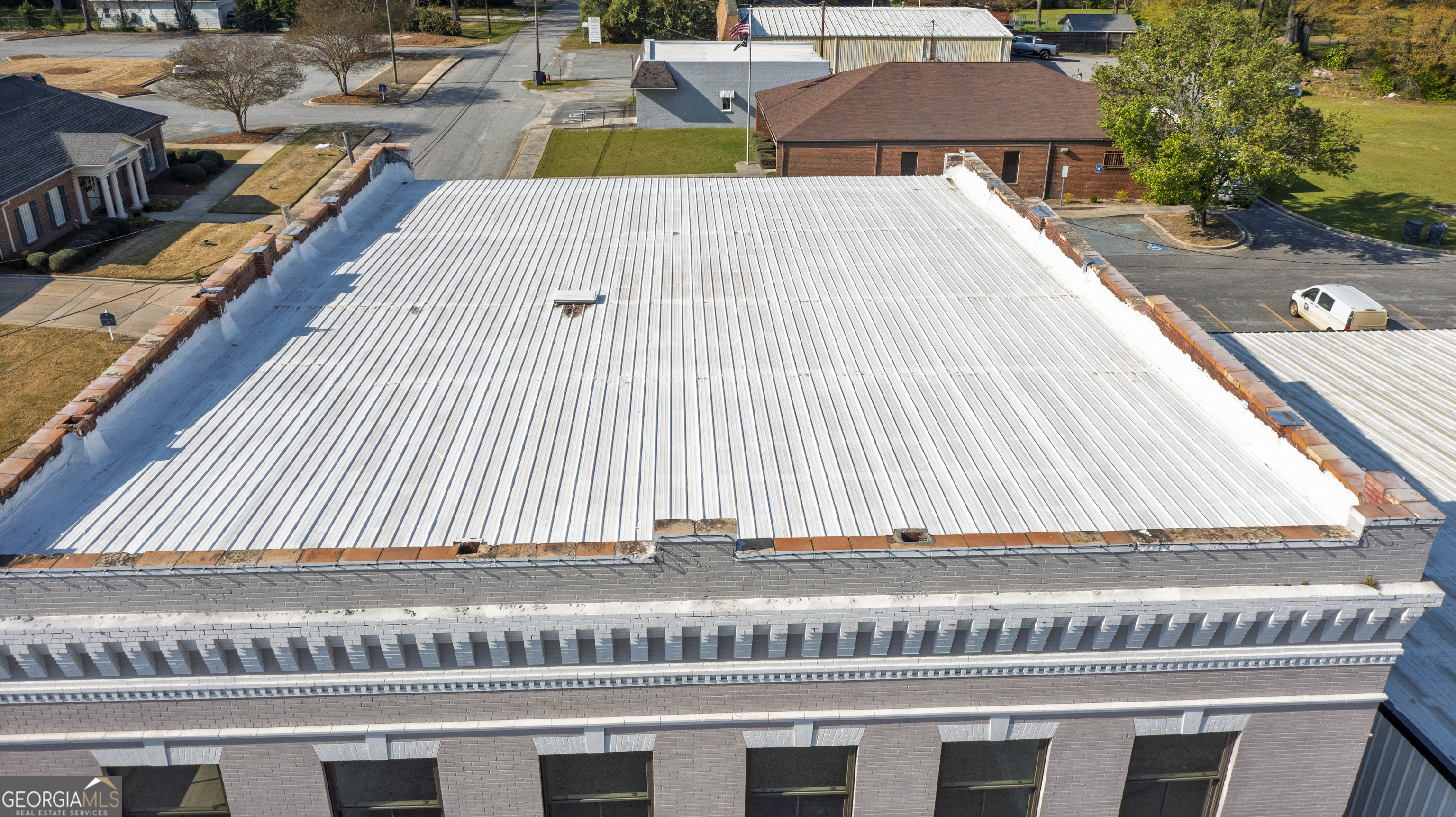 18109 Main Street Property Photo 41