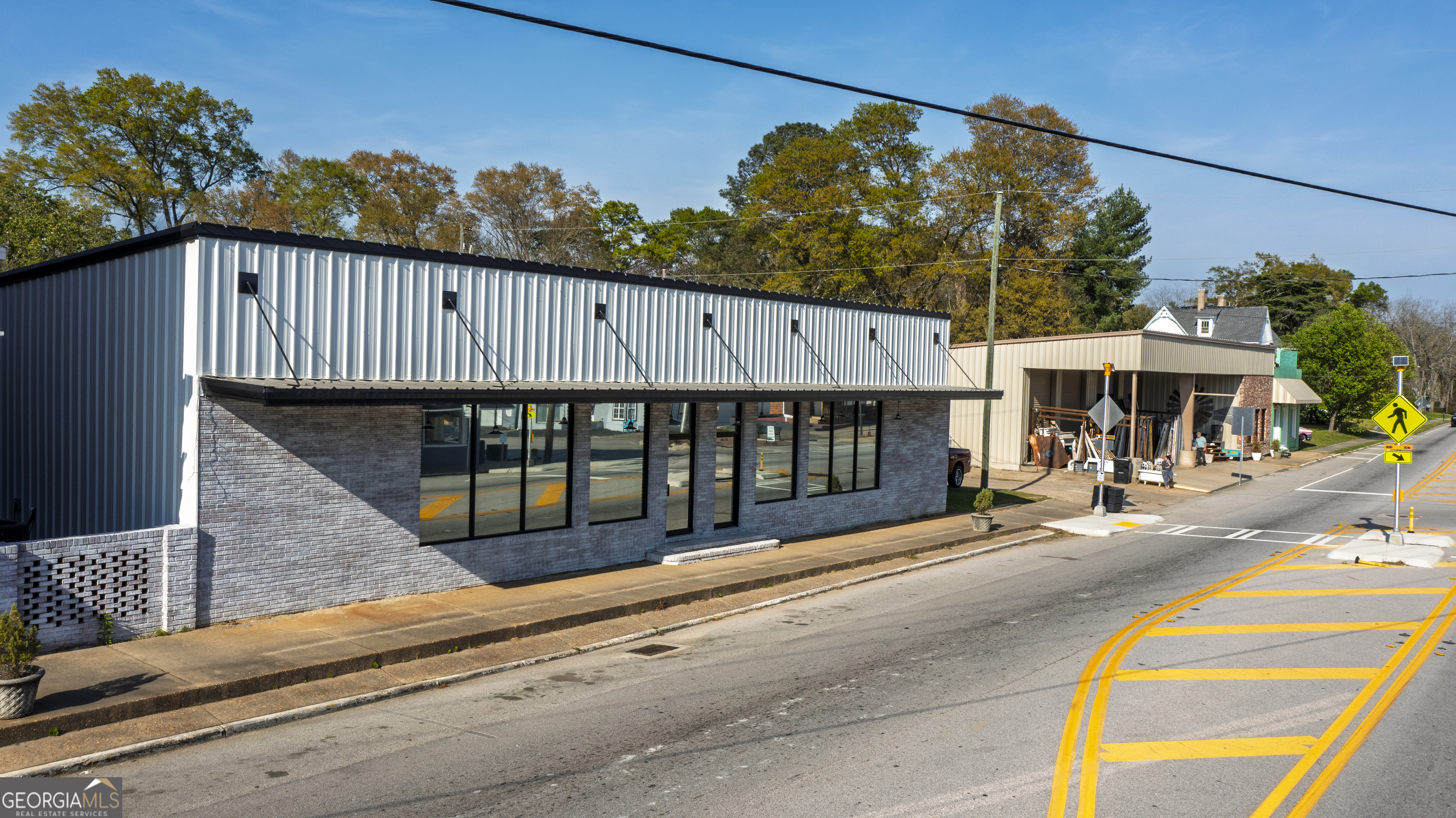18109 Main Street Property Photo 49