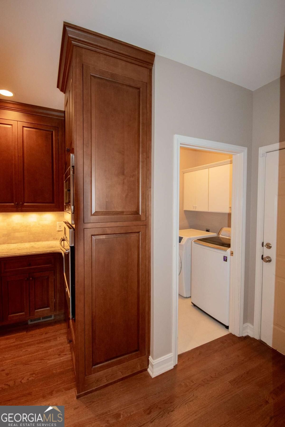 2030 Lenox Cove Circle Property Photo 11