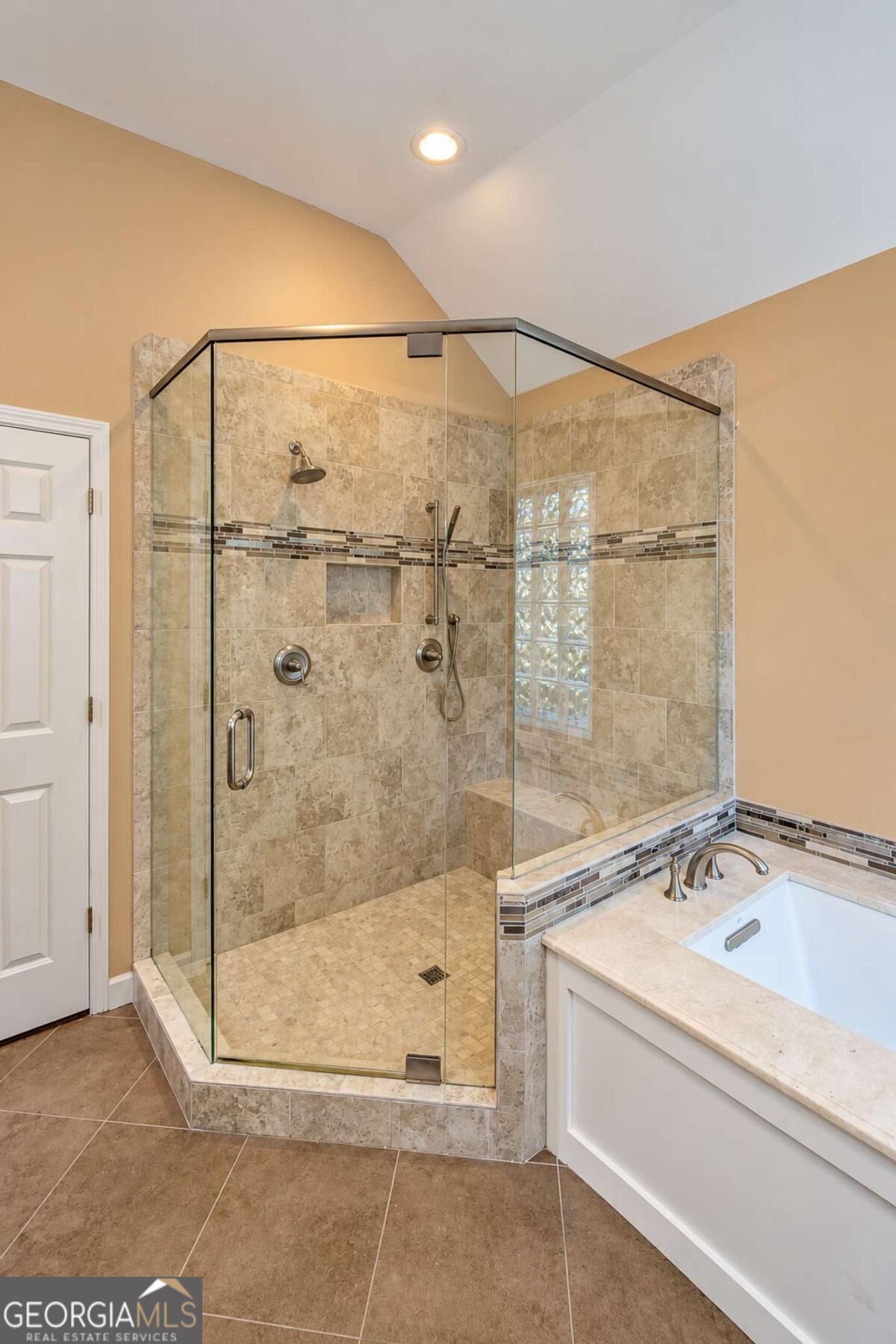 2030 Lenox Cove Circle Property Photo 27