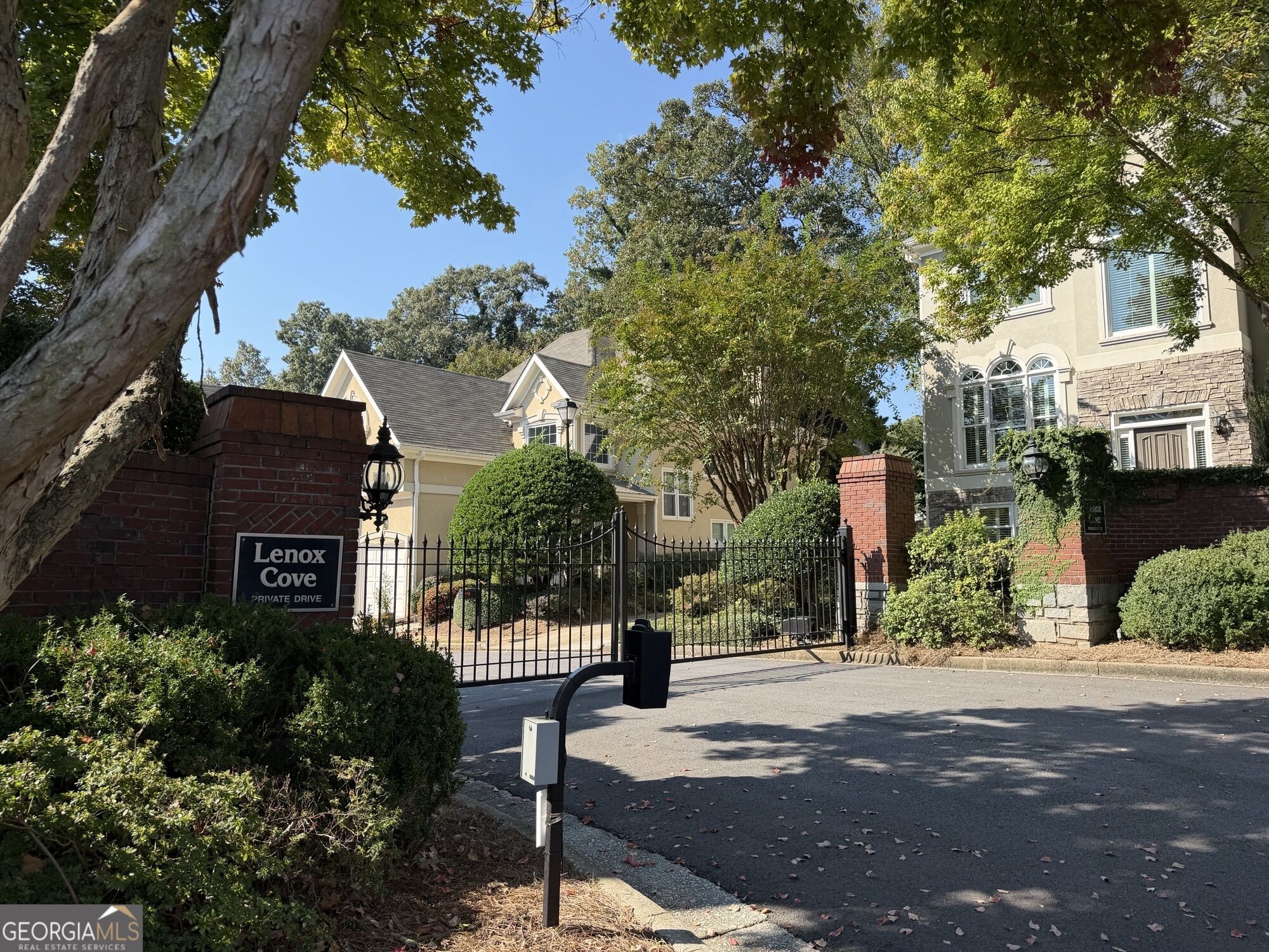 2030 Lenox Cove Circle Property Photo 45