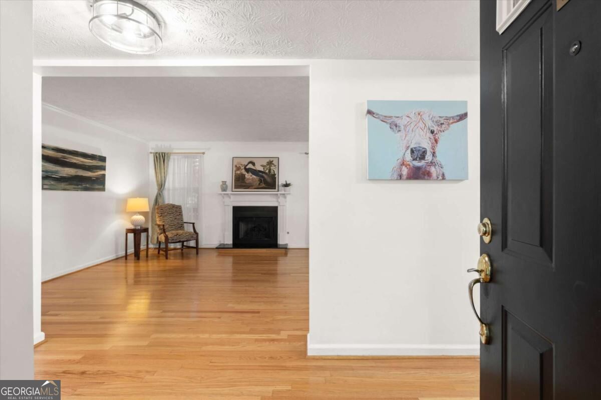 1500 Oakridge Court Property Photo 1