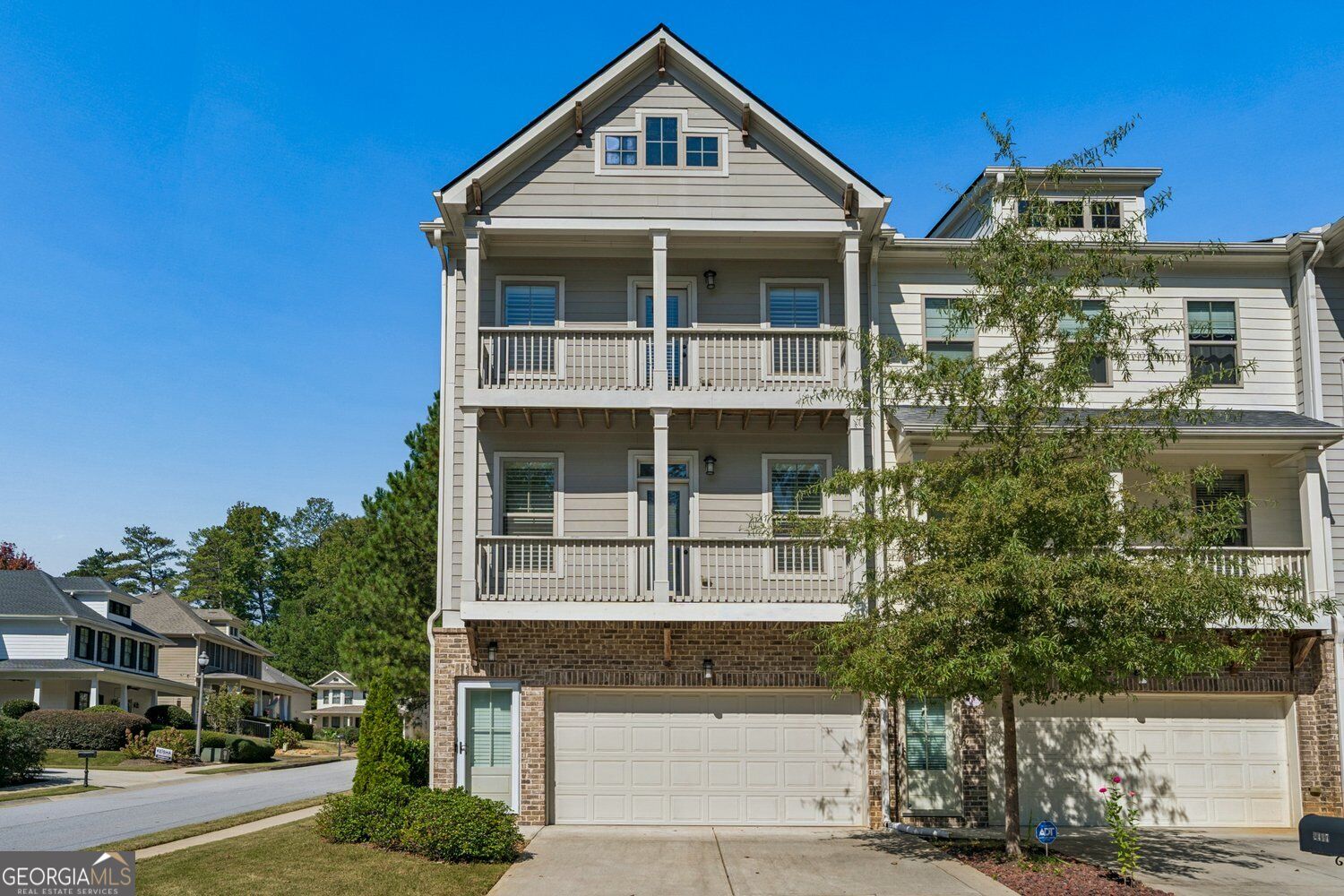 2417 Misty Hollow Place Property Photo 3