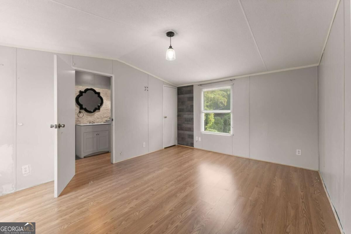 38 Oak Acres Drive Property Photo 9