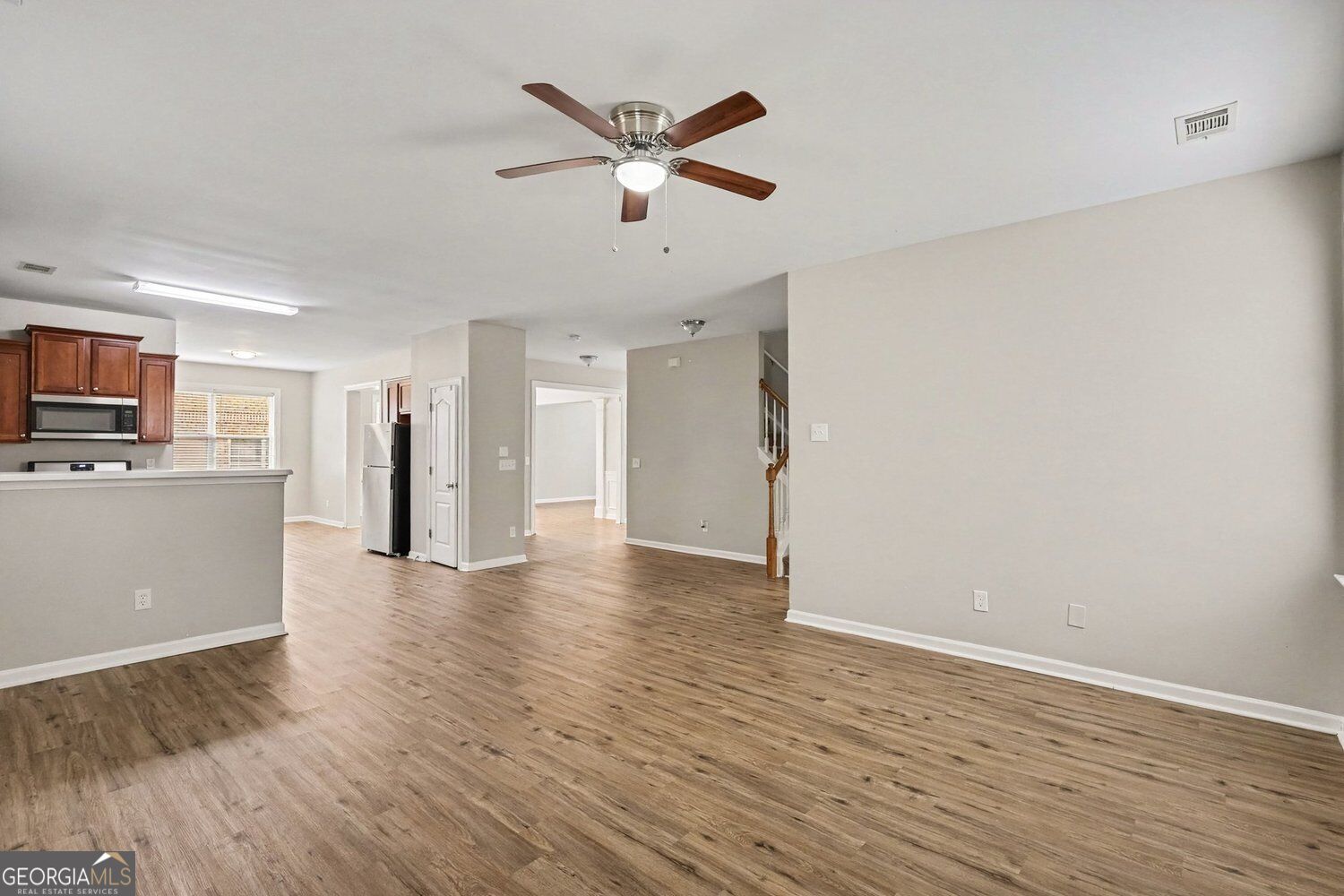 1300 Ethans Way Property Photo 7