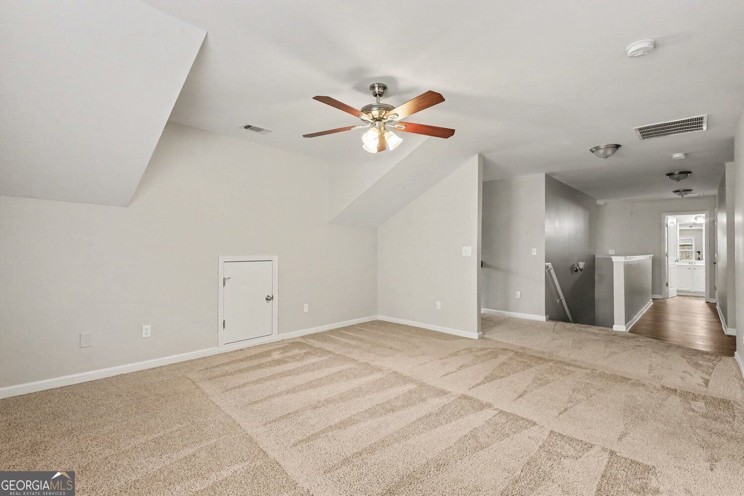 1300 Ethans Way Property Photo 10