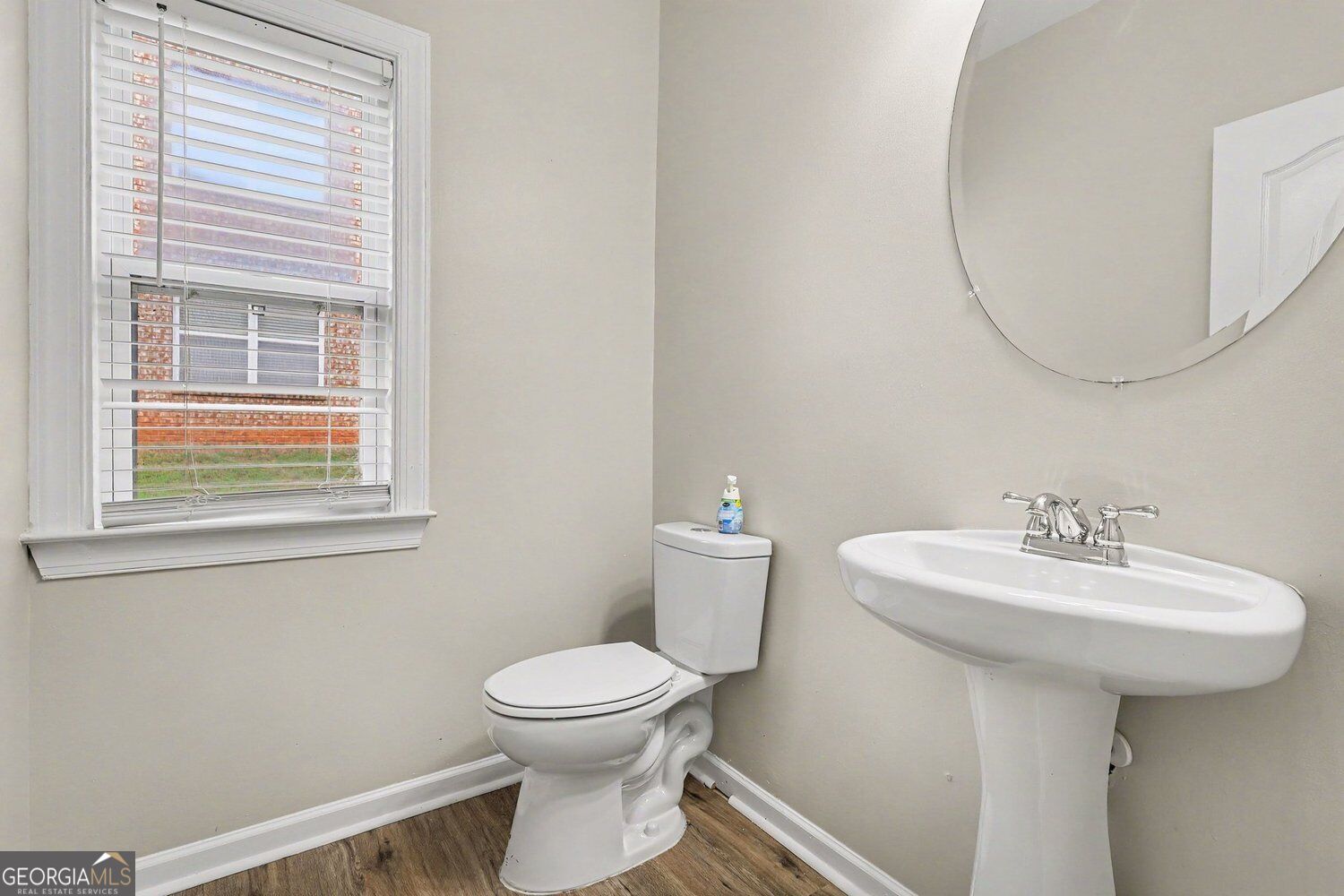 1300 Ethans Way Property Photo 24